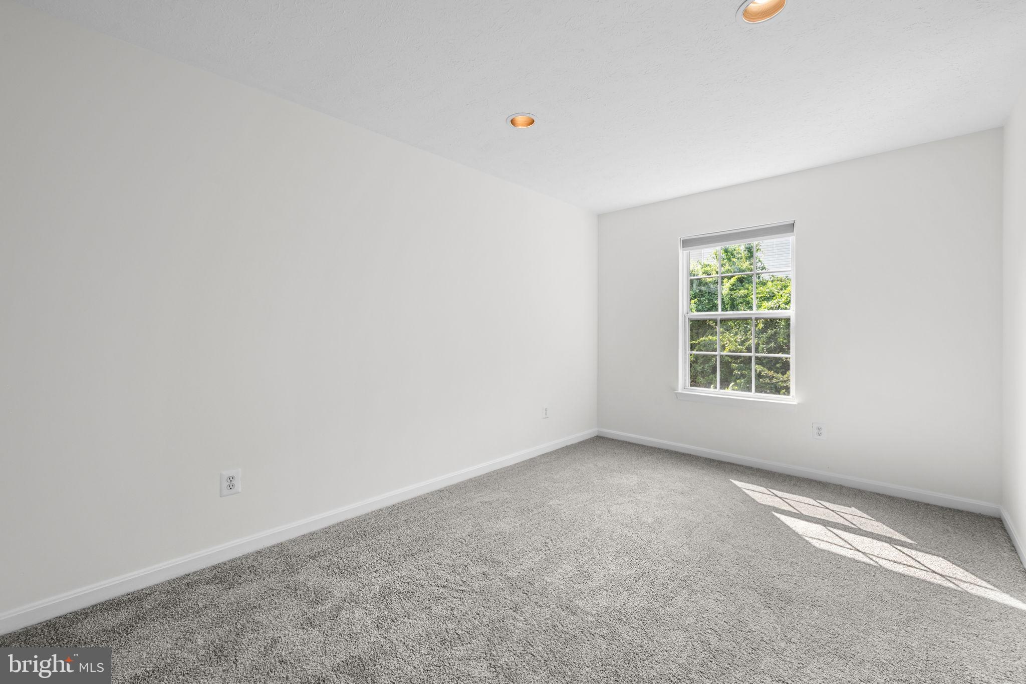 OWINGS MILLS - Residential
