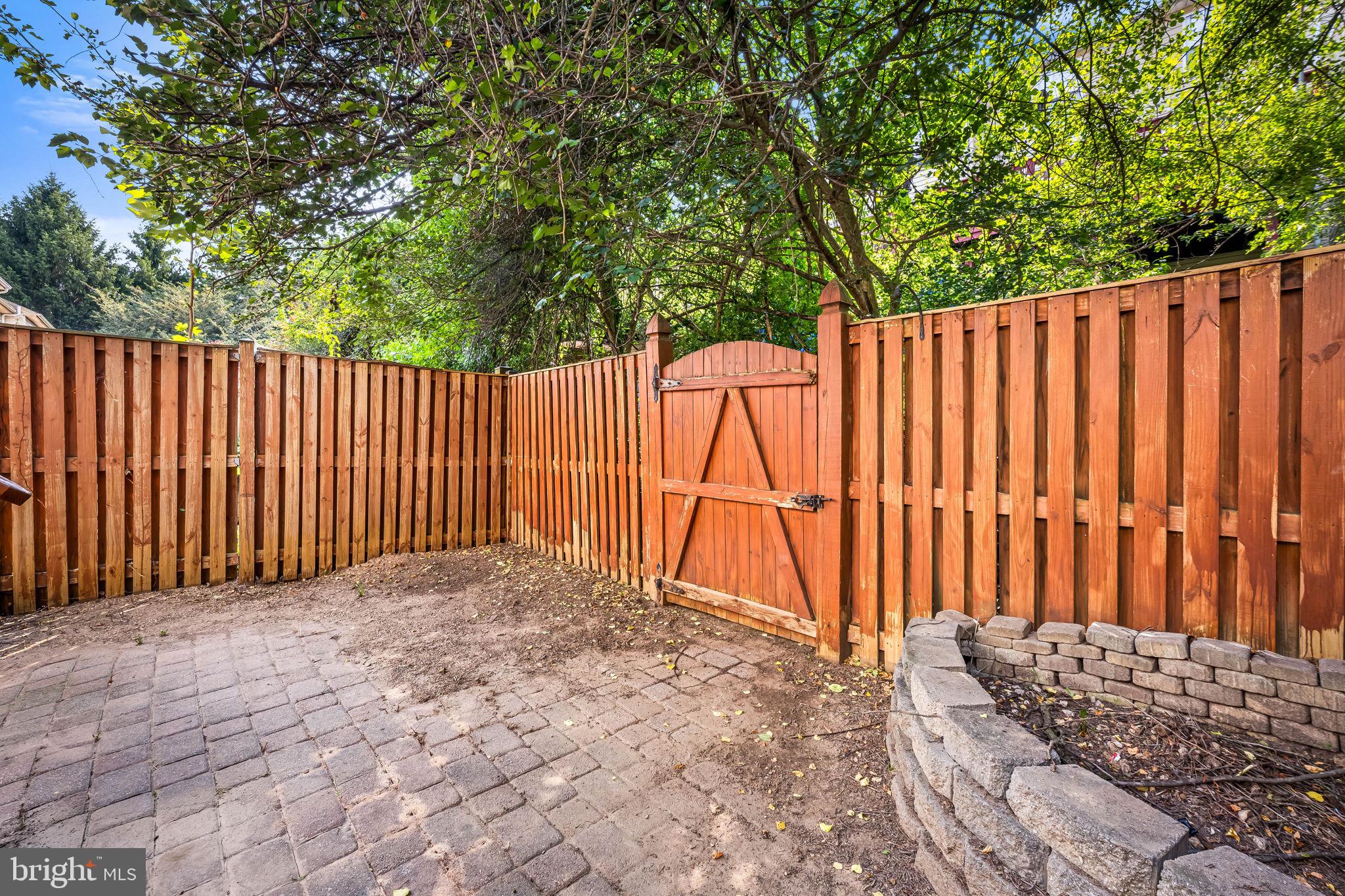 OWINGS MILLS - Residential
