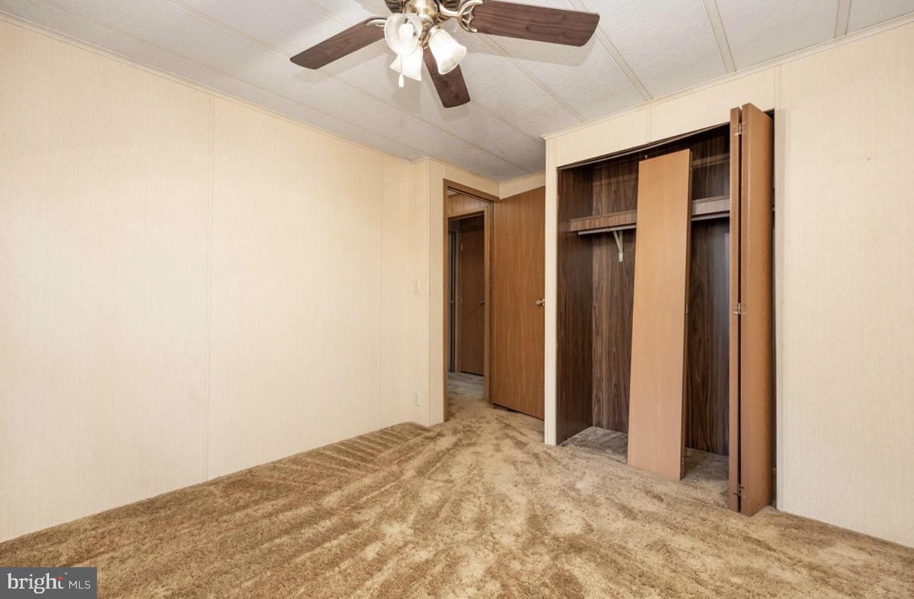 EVERGREEN ACRES (9) - Residential
