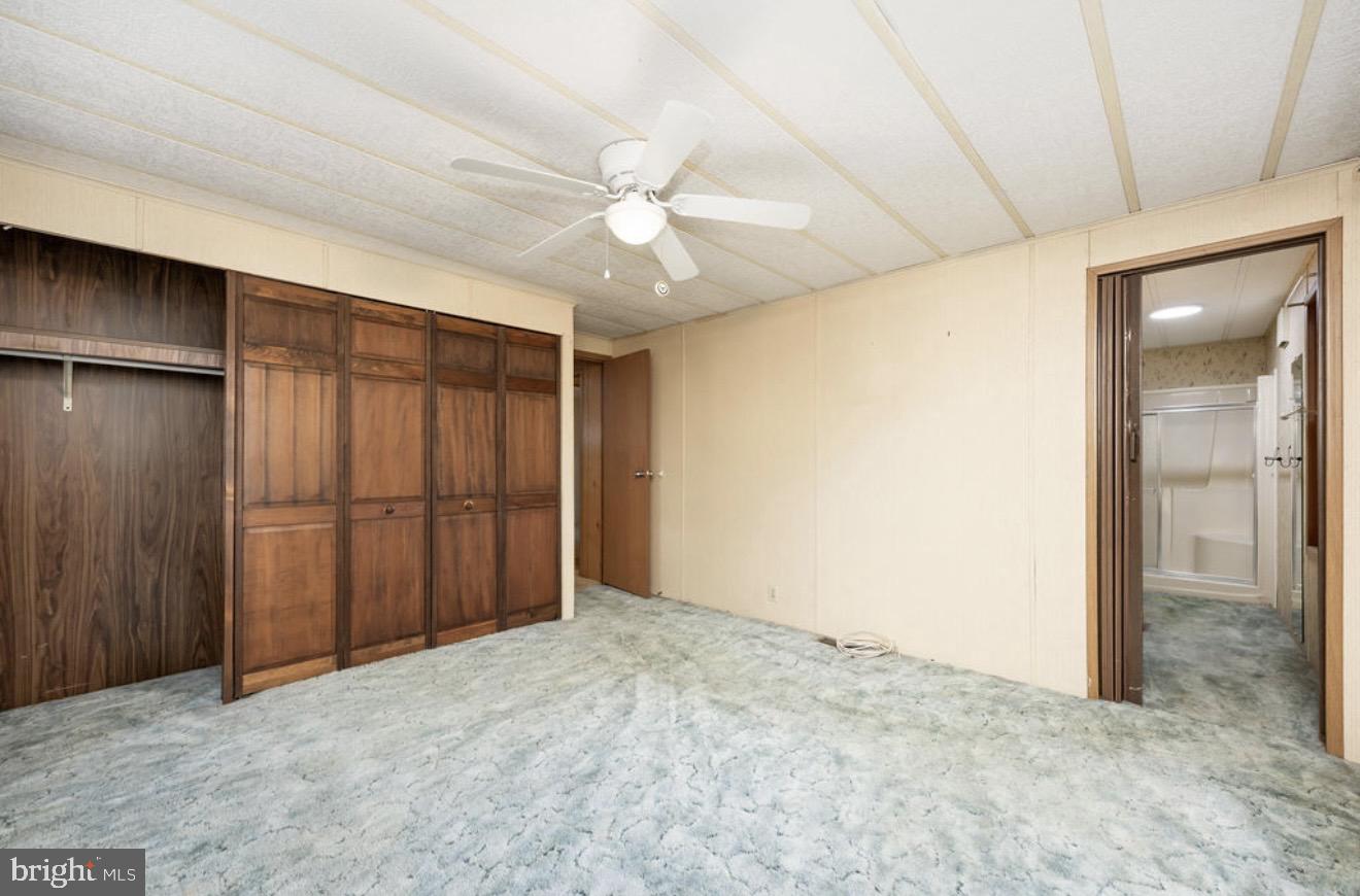 EVERGREEN ACRES (9) - Residential