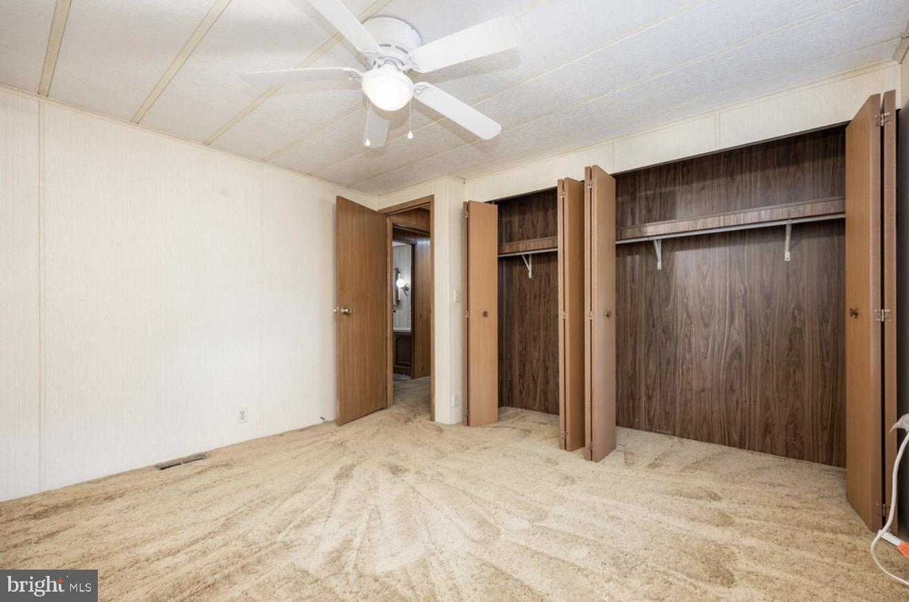 EVERGREEN ACRES (9) - Residential