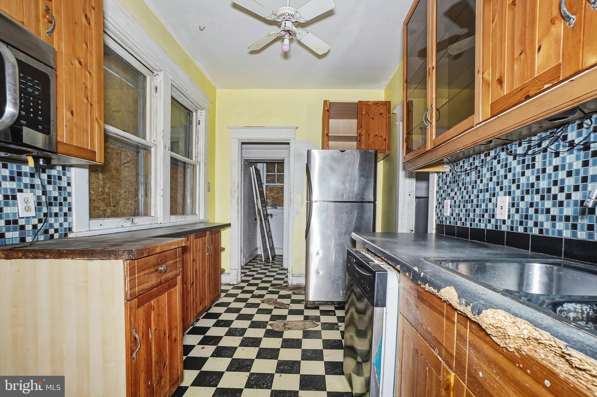 TAKOMA - Residential