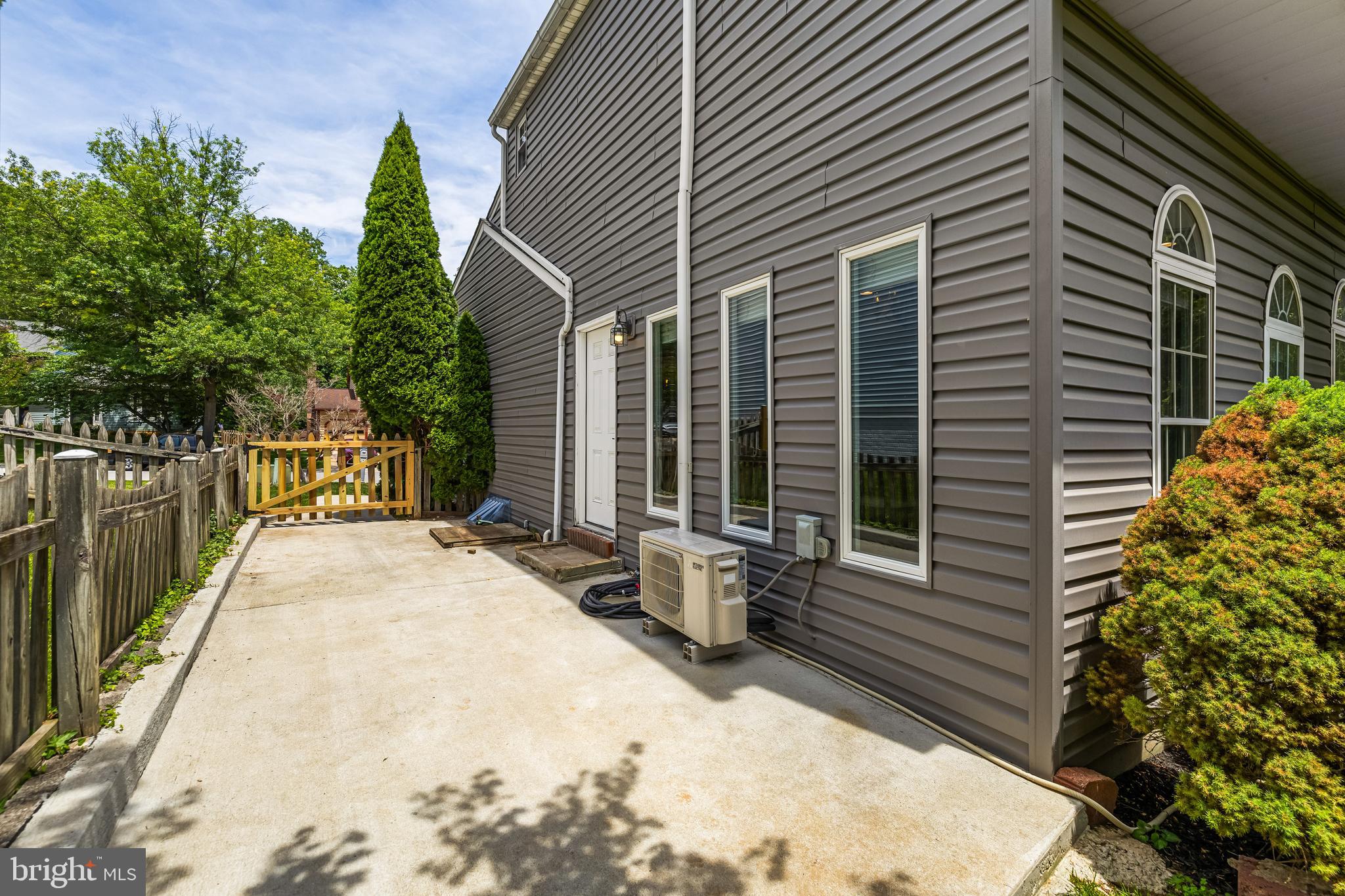 CANBURY WOODS - Residential