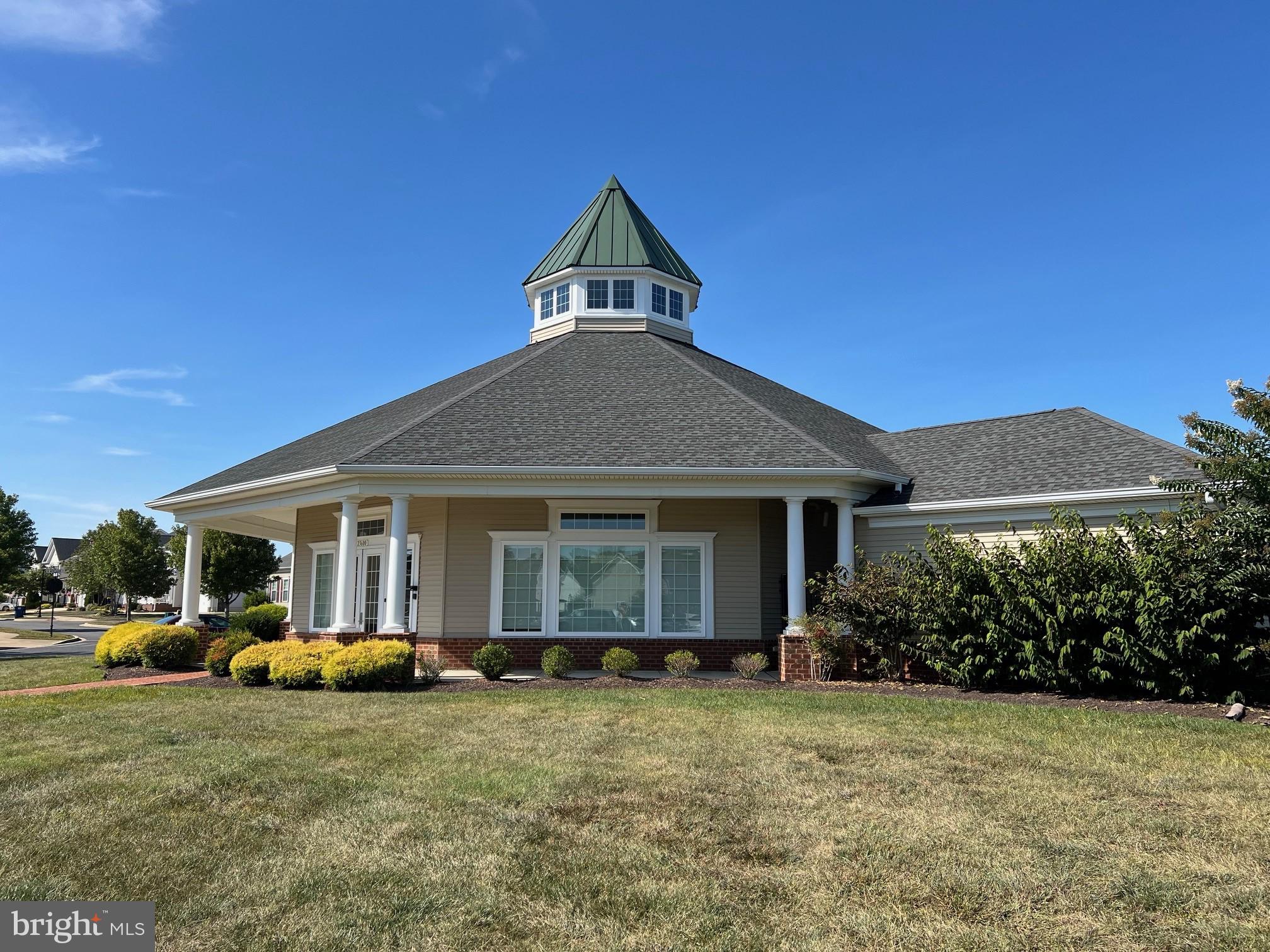LEONARDS GRANT - Residential