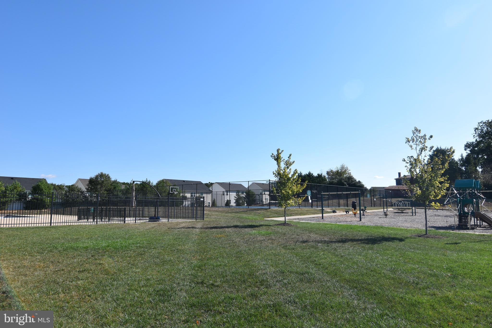LEONARDS GRANT - Residential