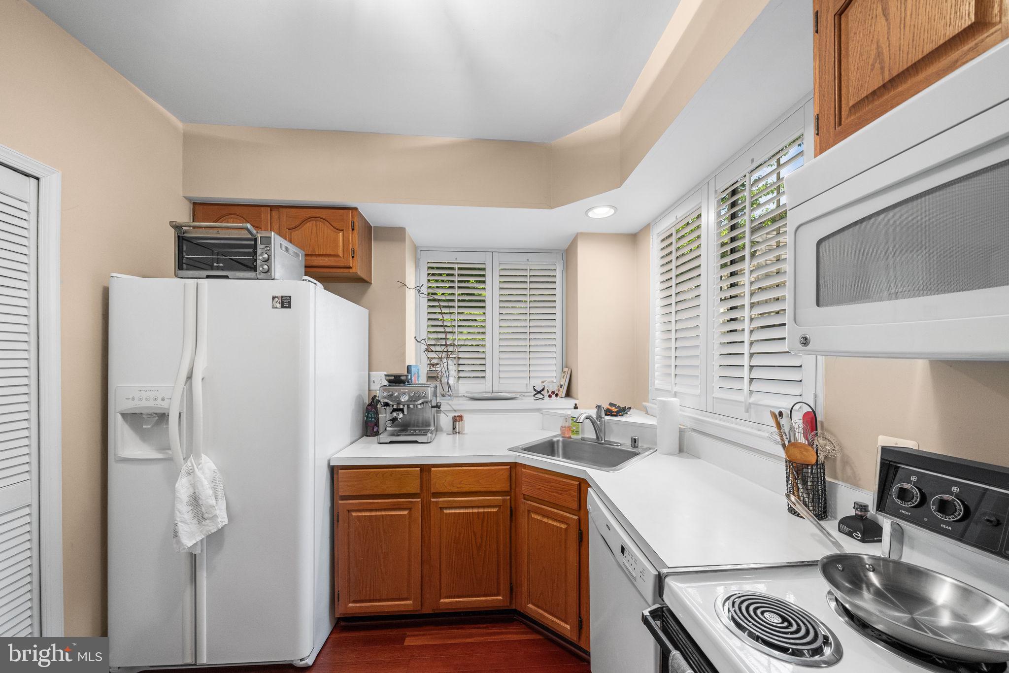 BENTLEY PLACE - Residential