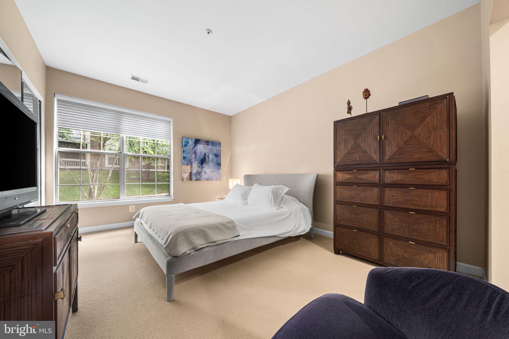 BENTLEY PLACE - Residential