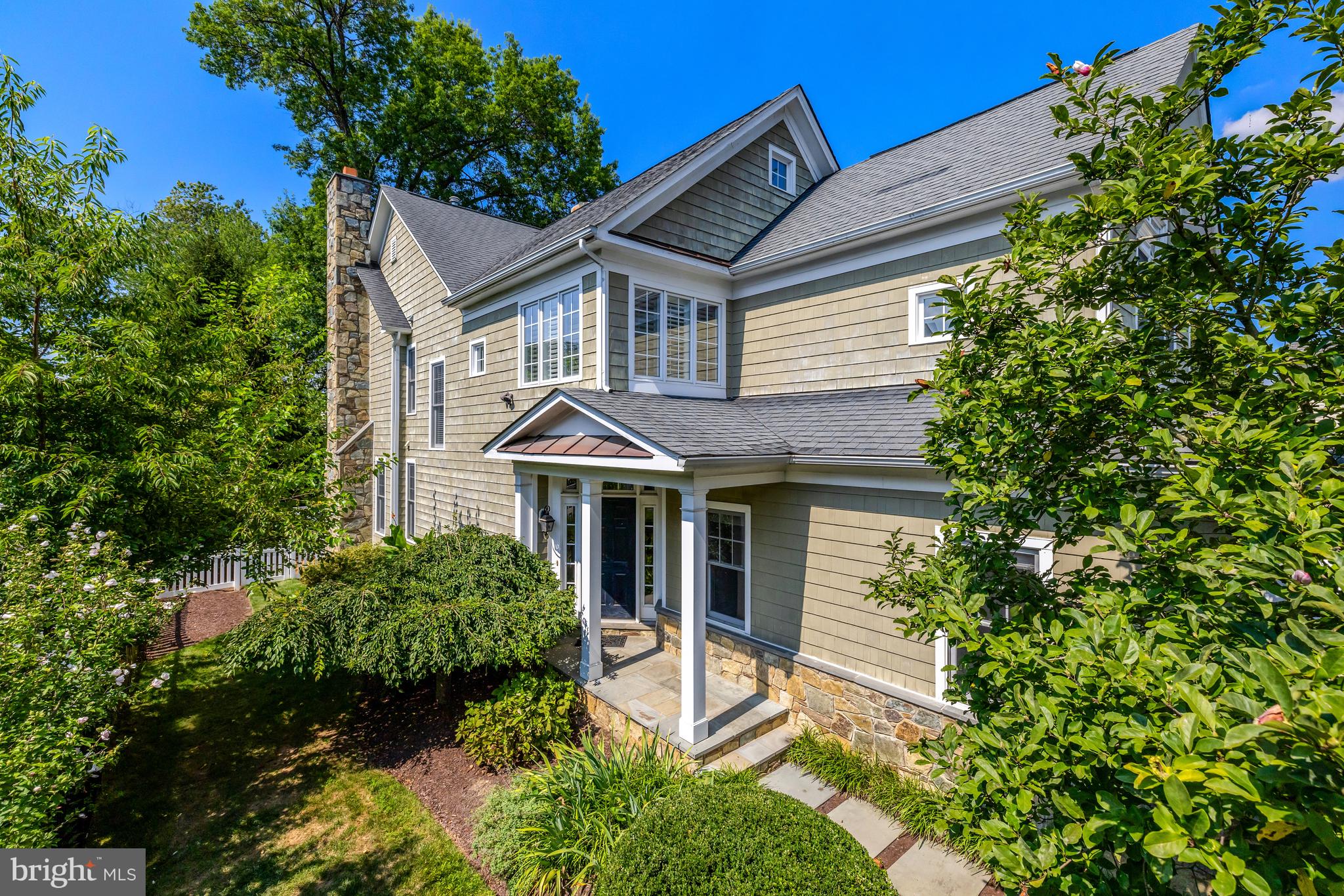 WEST MC LEAN - Residential