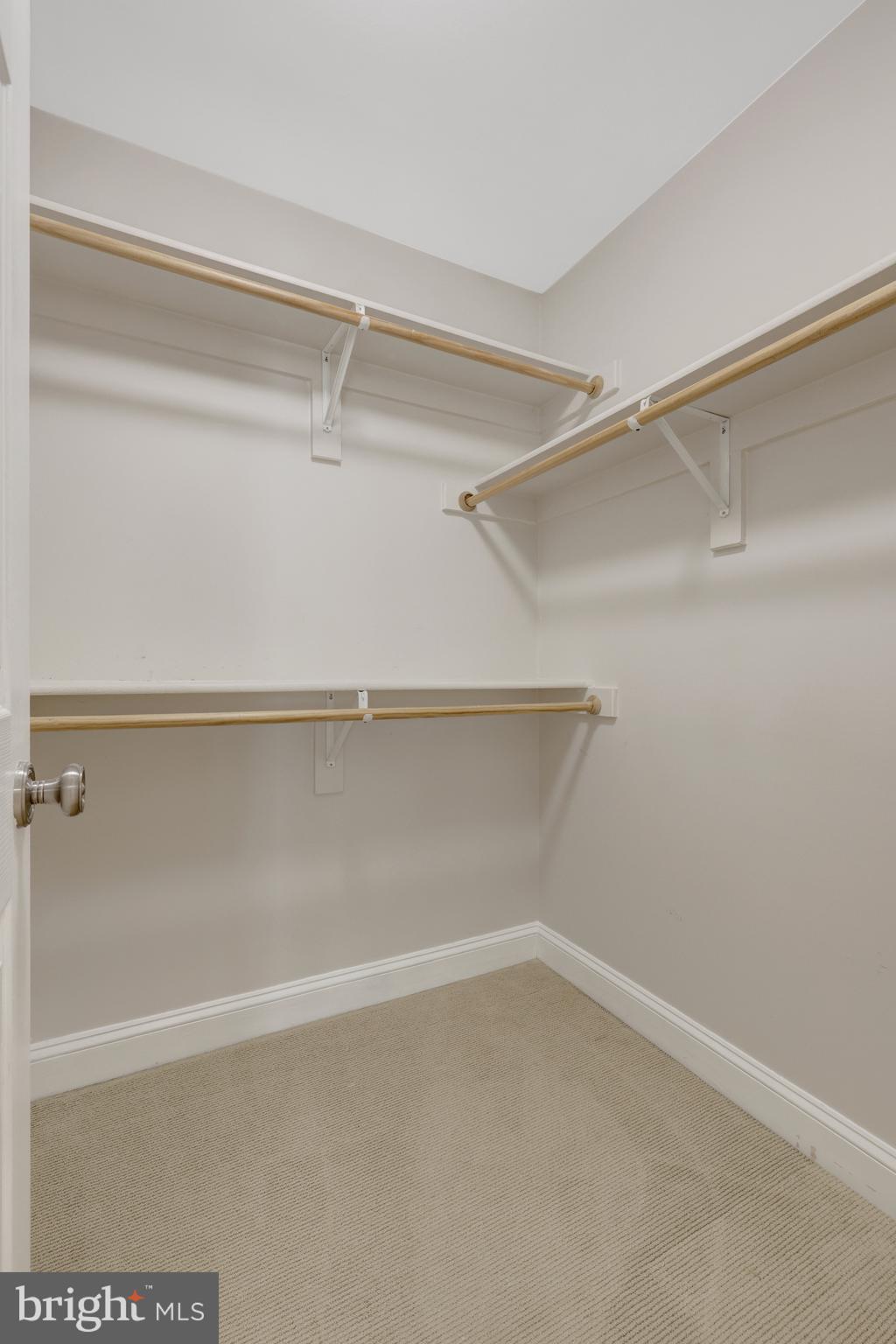 WEST MC LEAN - Residential