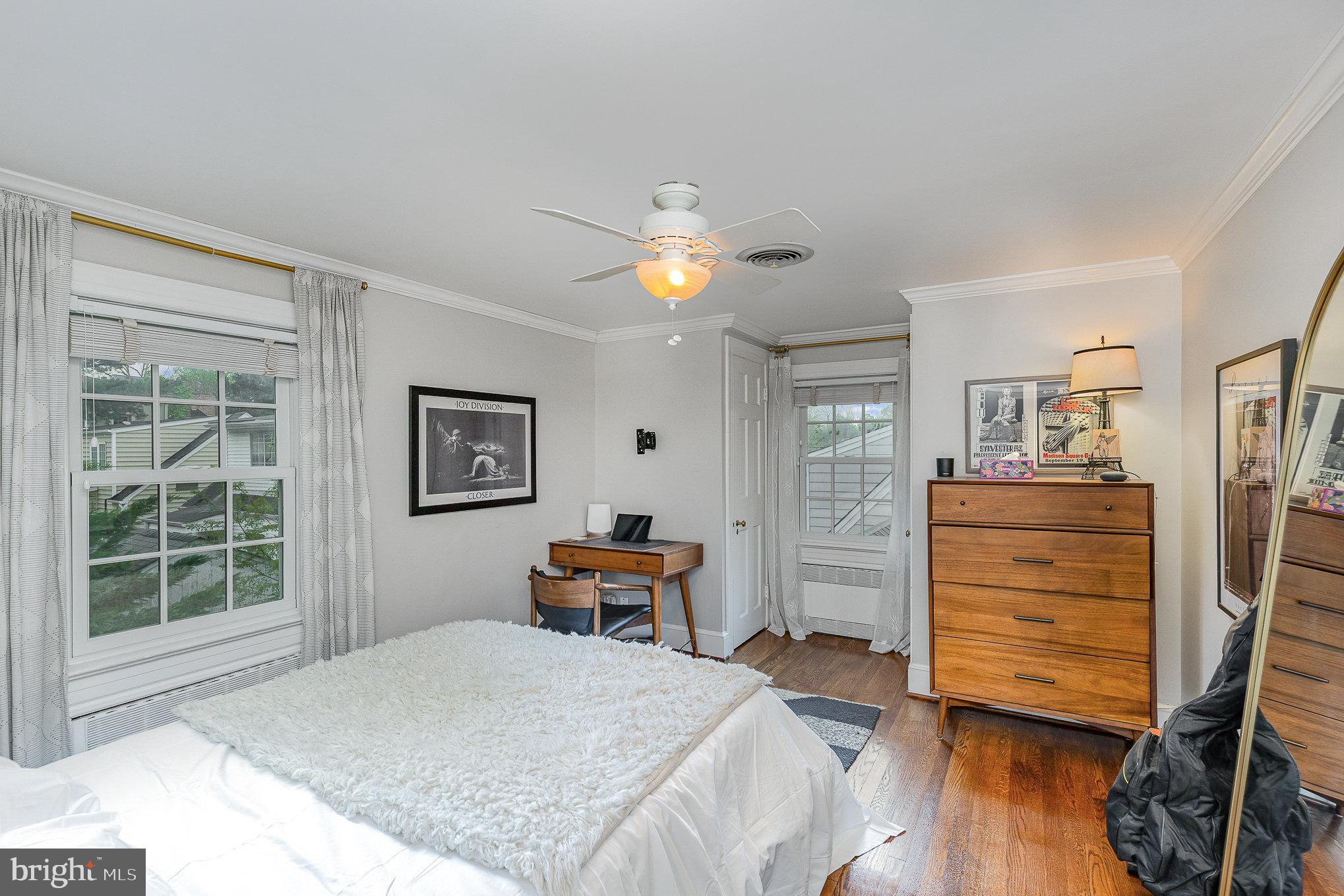 HISTORIC  DOWNTOWN FREDERICKSBURG - Residential
