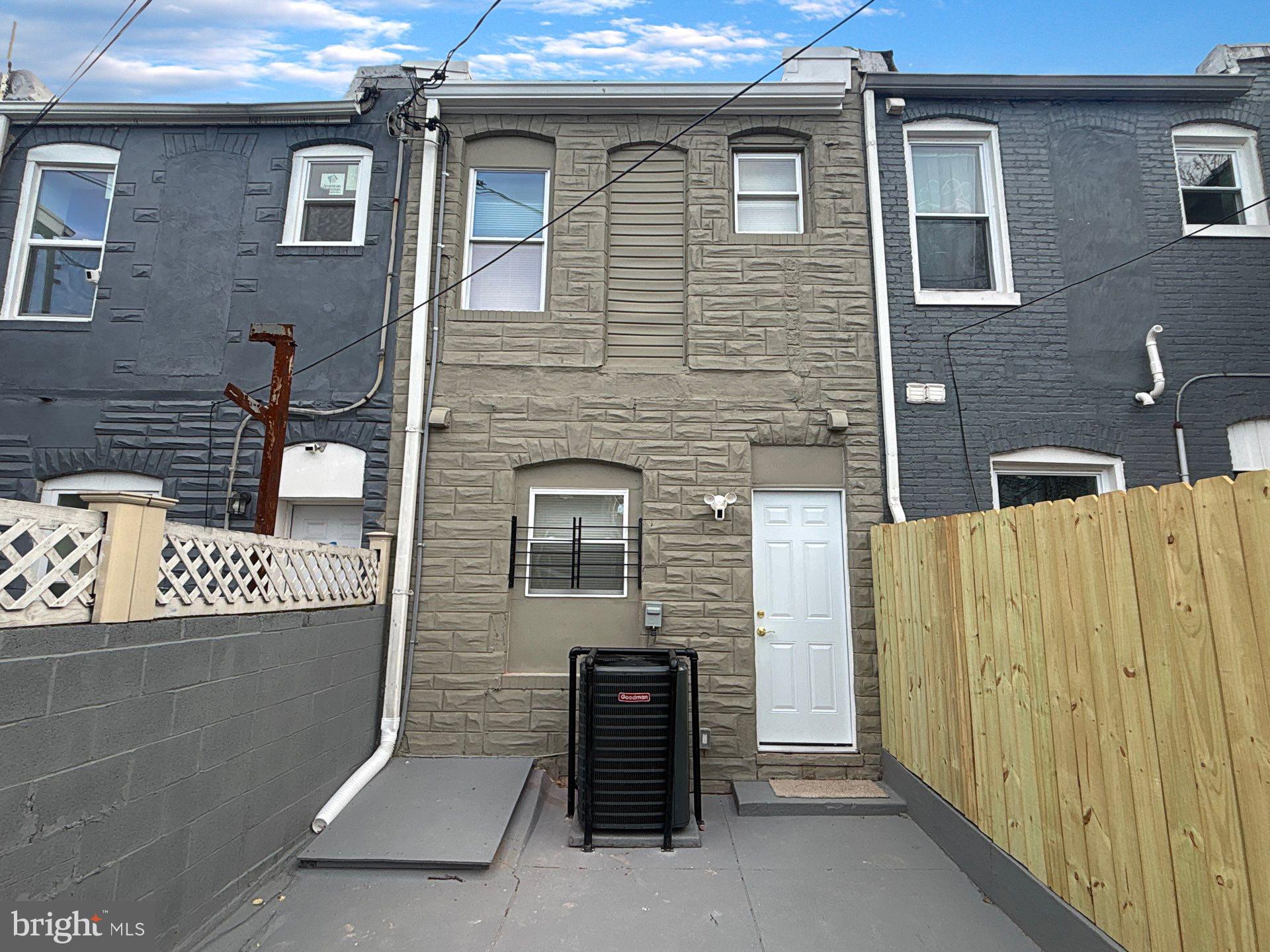 EAST MONUMENT HISTORIC DISTRICT - Residential