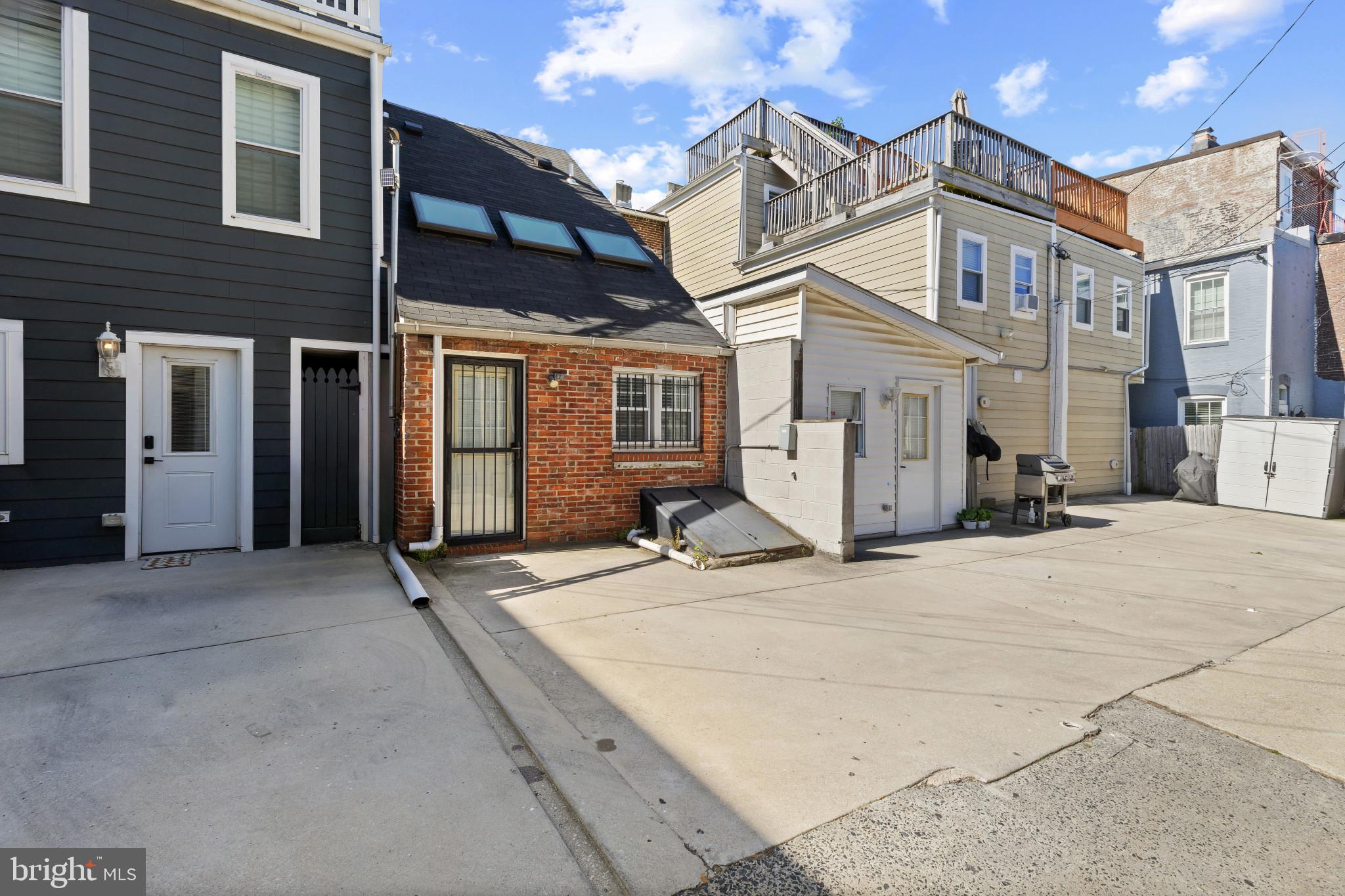CANTON - Residential