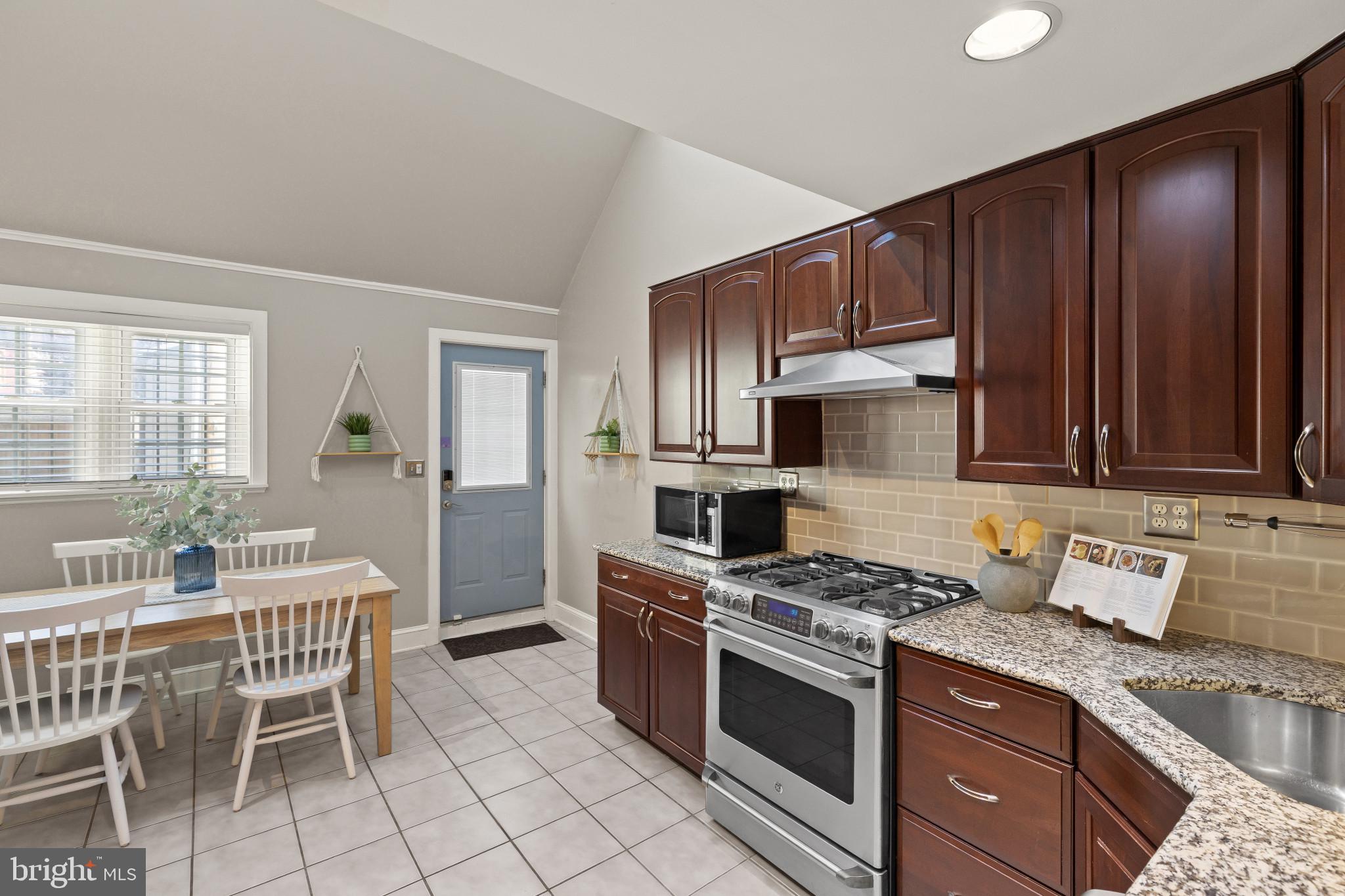 CANTON - Residential