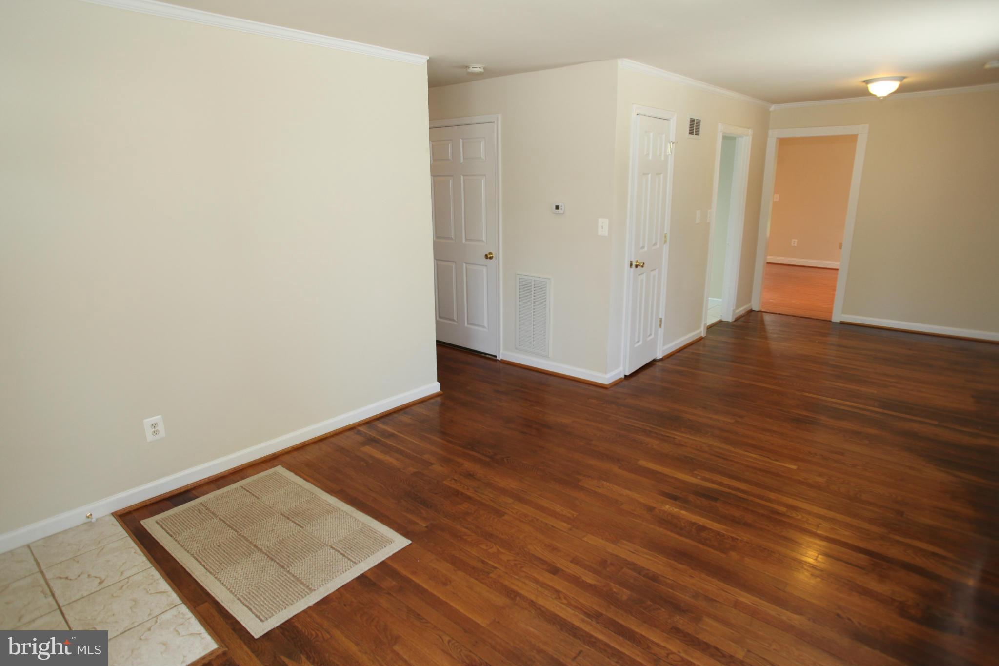 PIMMIT HILLS - Residential Lease