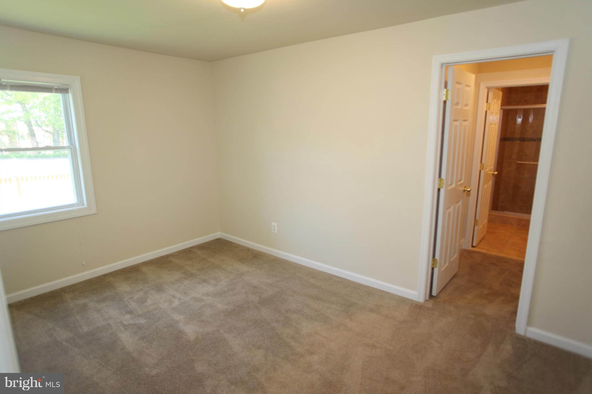 PIMMIT HILLS - Residential Lease