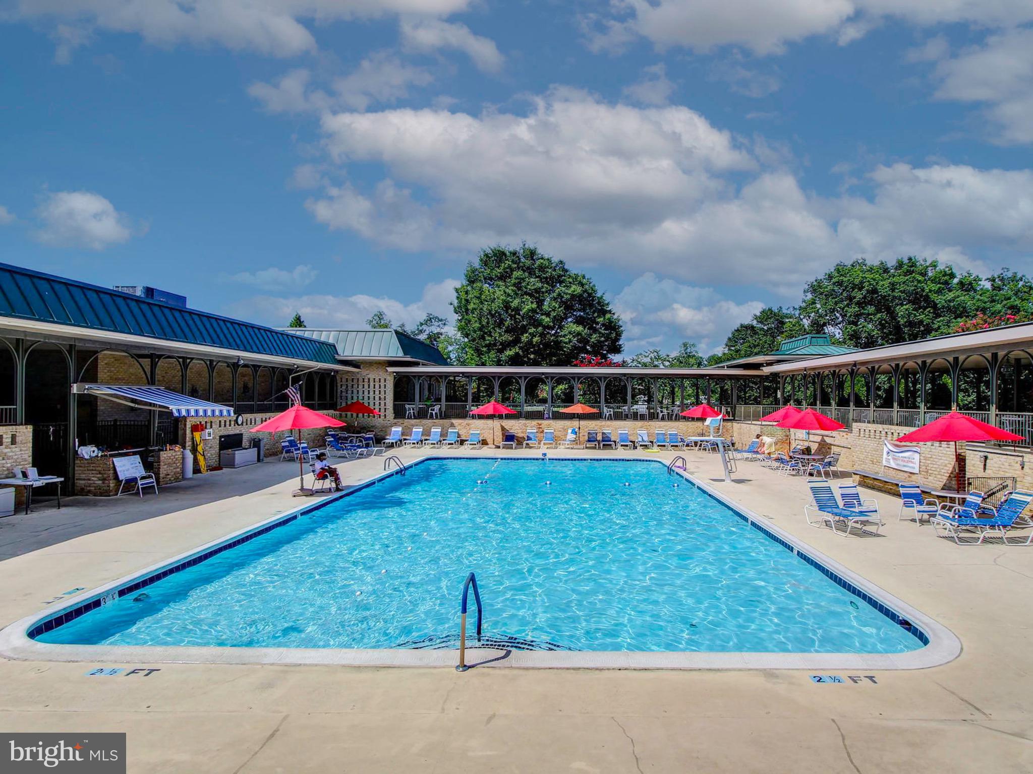 LEISURE WORLD - Residential