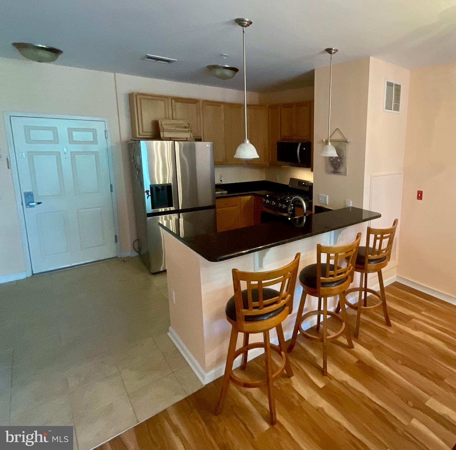 THE GRANDE AT RIVERVIEW - Residential