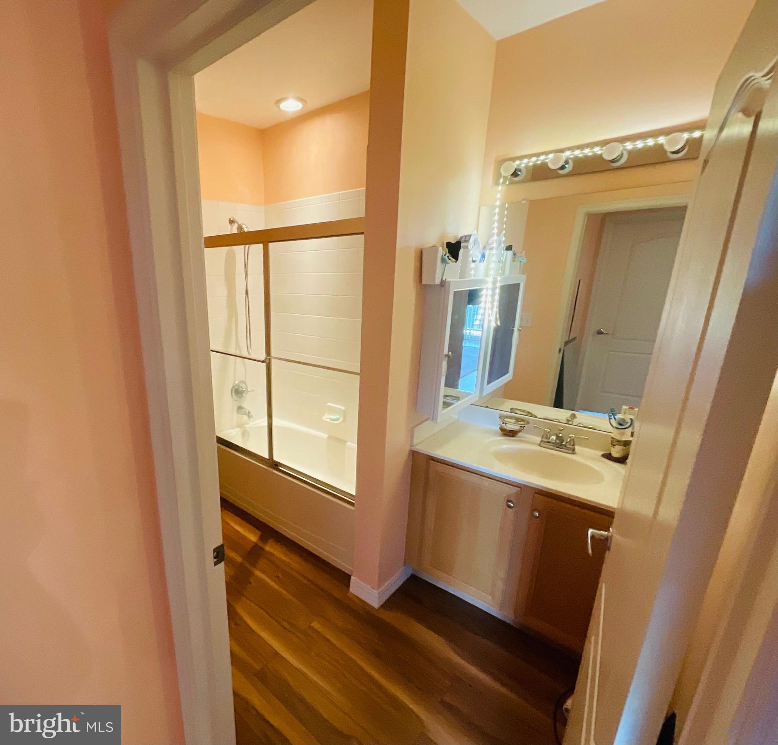 THE GRANDE AT RIVERVIEW - Residential