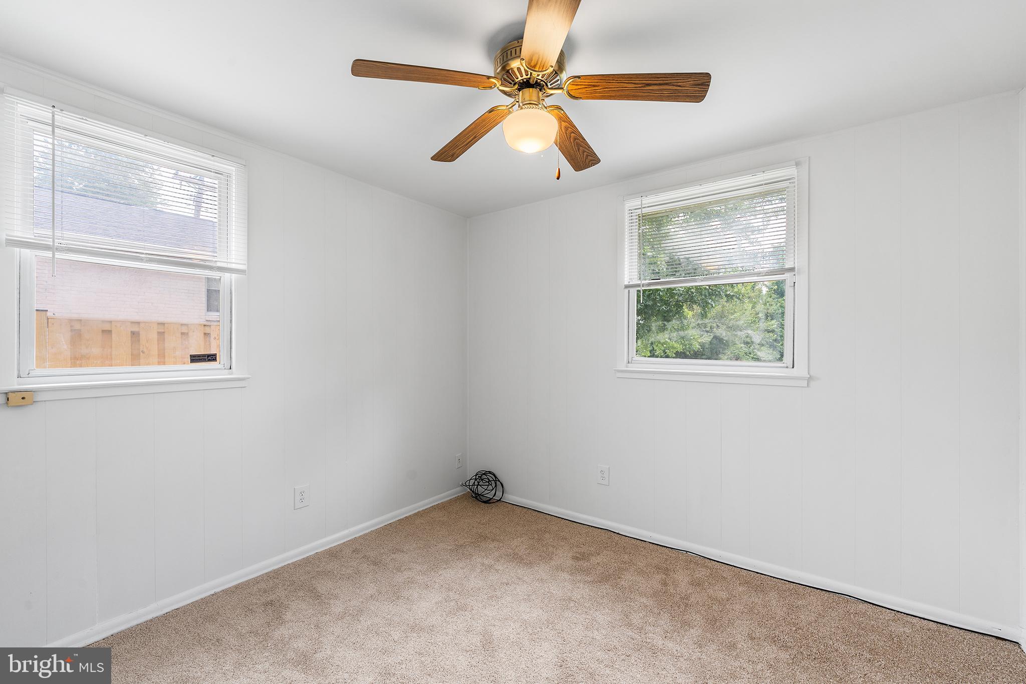 GLENARDEN WOODS - Residential