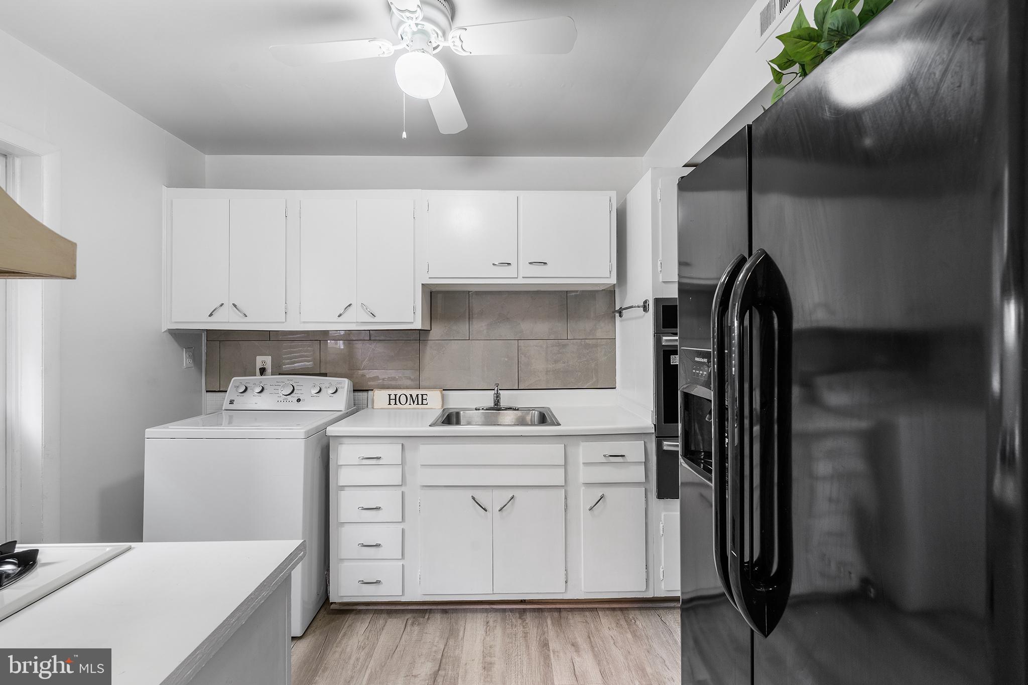 GLENARDEN WOODS - Residential