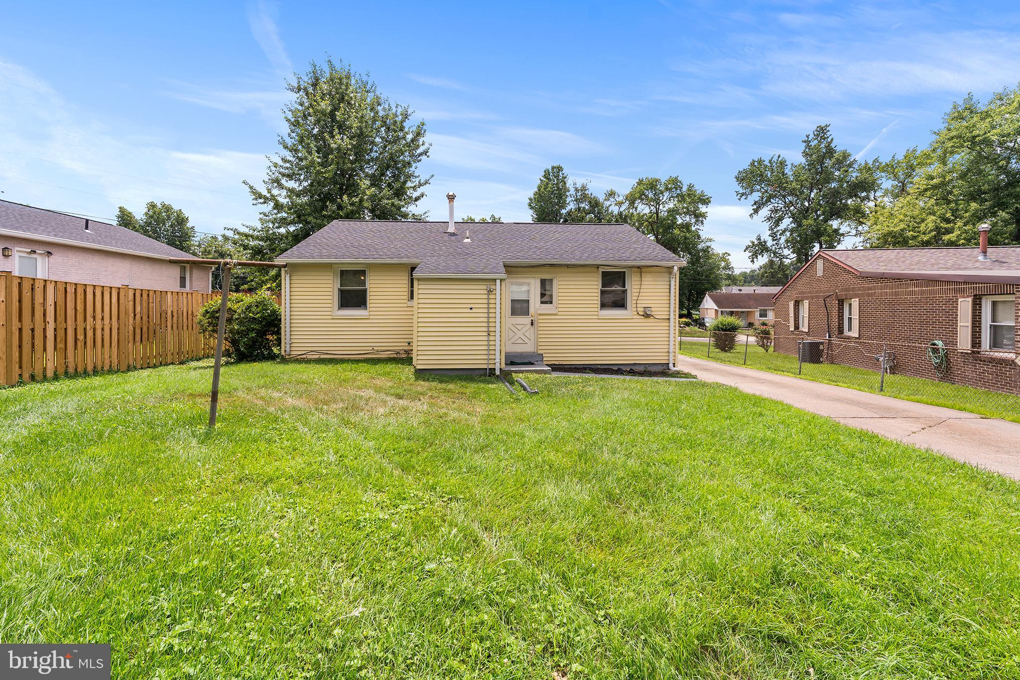 GLENARDEN WOODS - Residential
