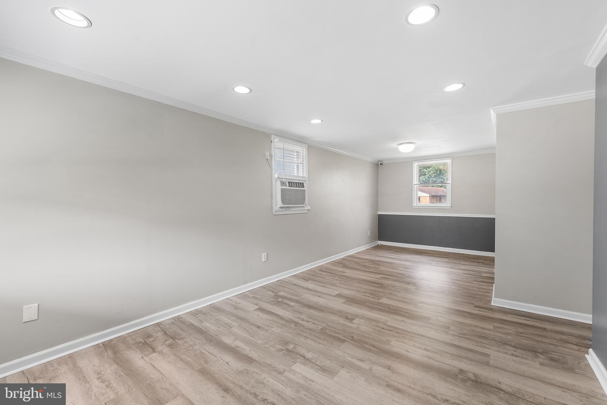 GLENARDEN WOODS - Residential