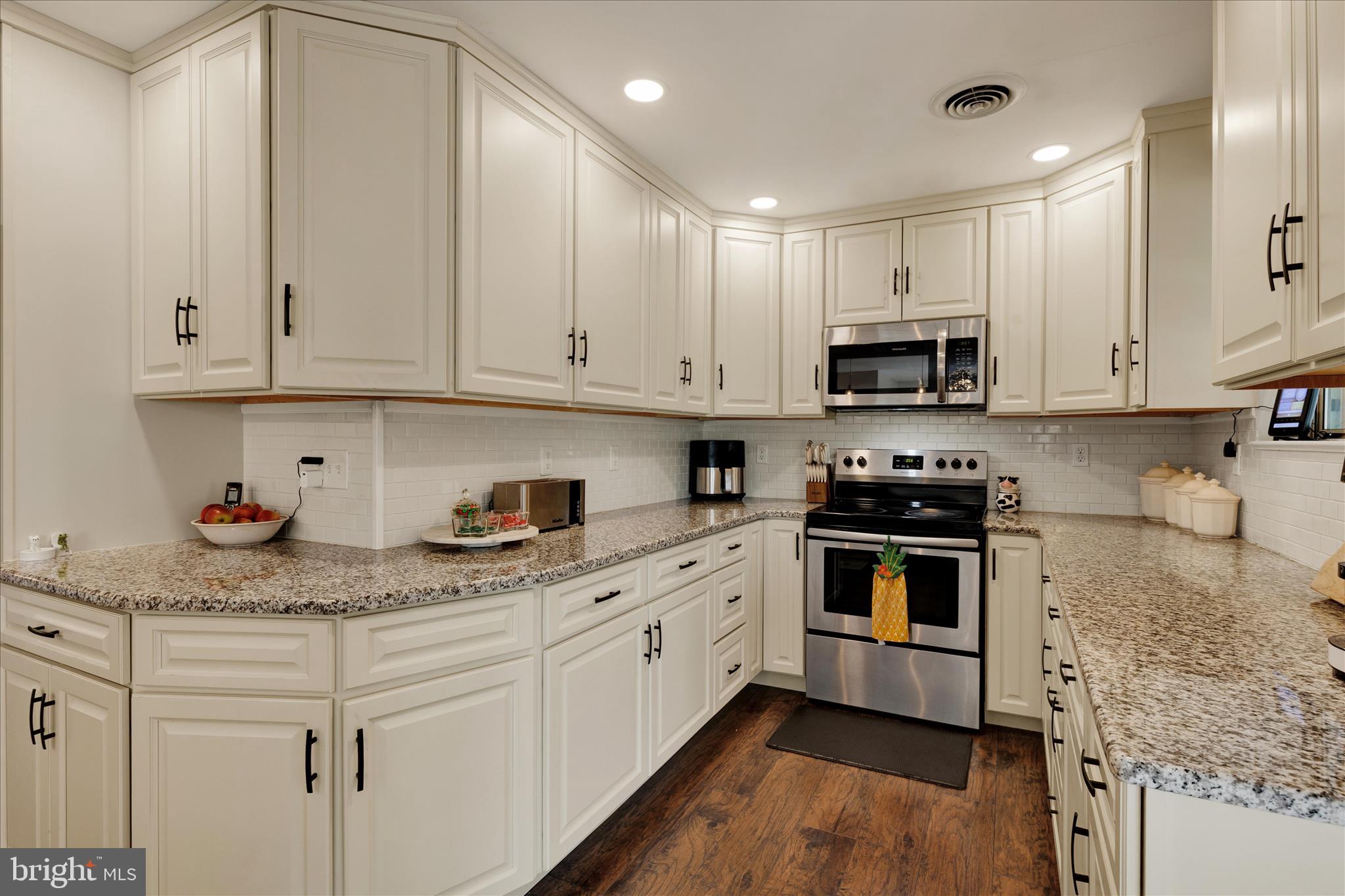 NORTH HOPEWELL TWP - Residential