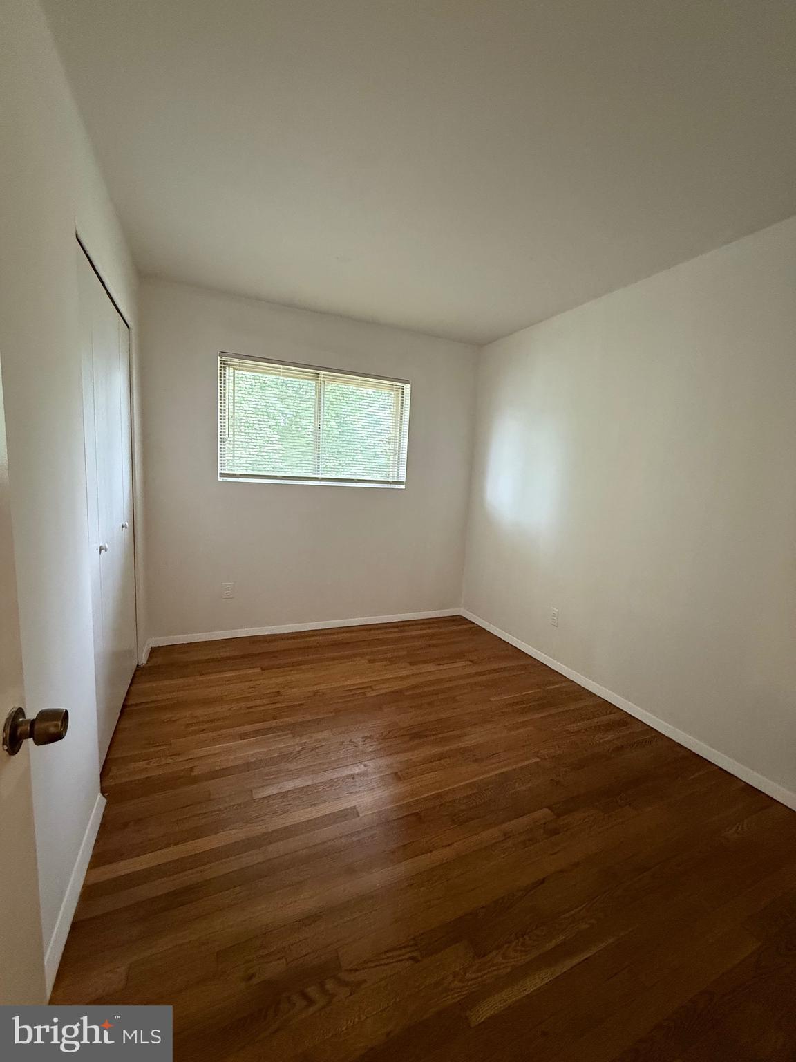 SCHROM HILLS - Residential Lease