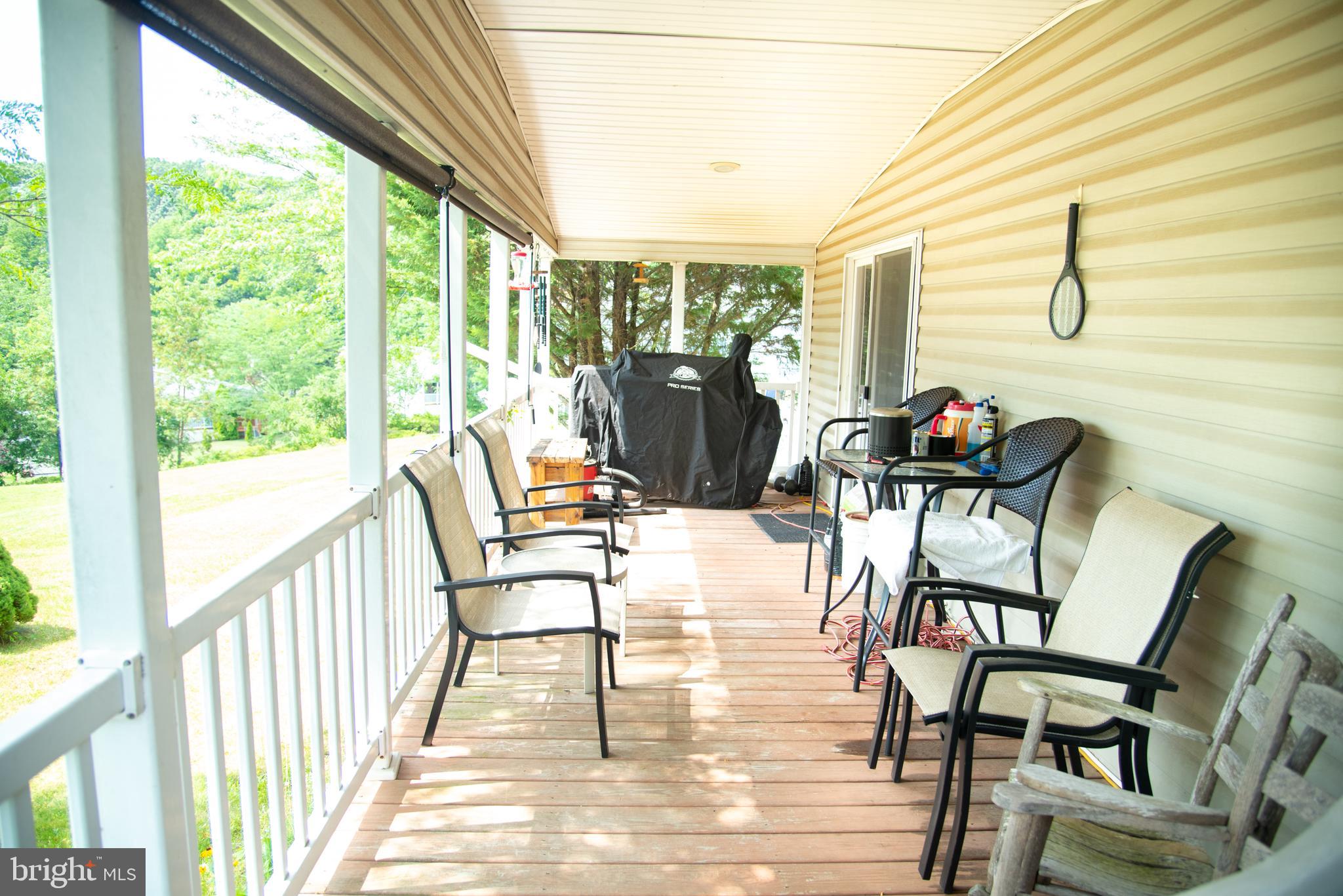 EAGLE VIEW MOBILE HOME PK - Residential