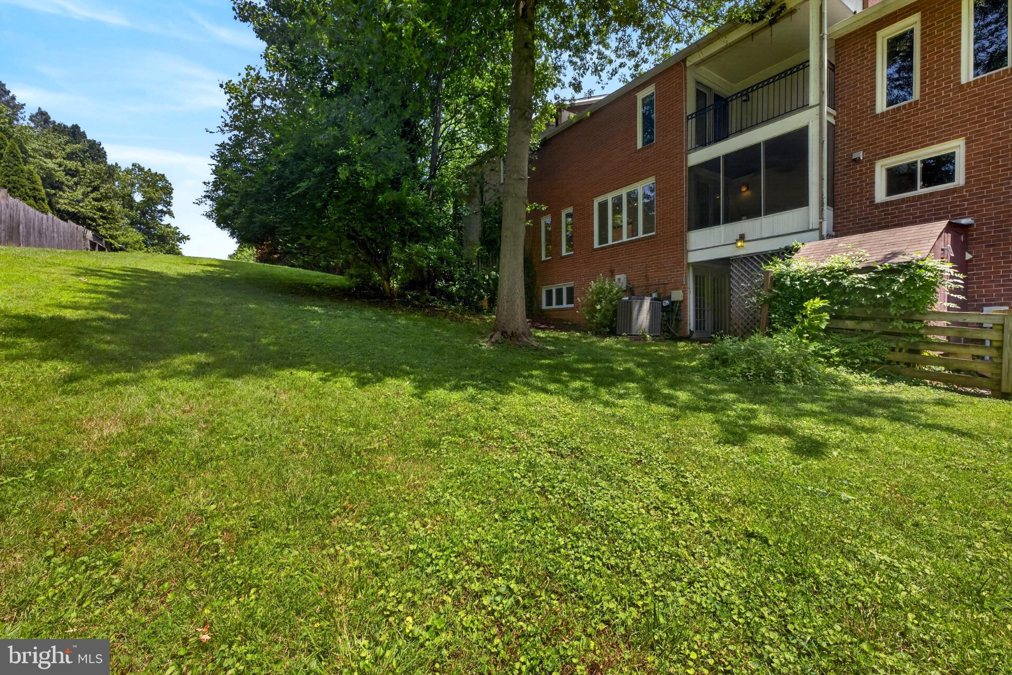 CARTER HILL - Residential