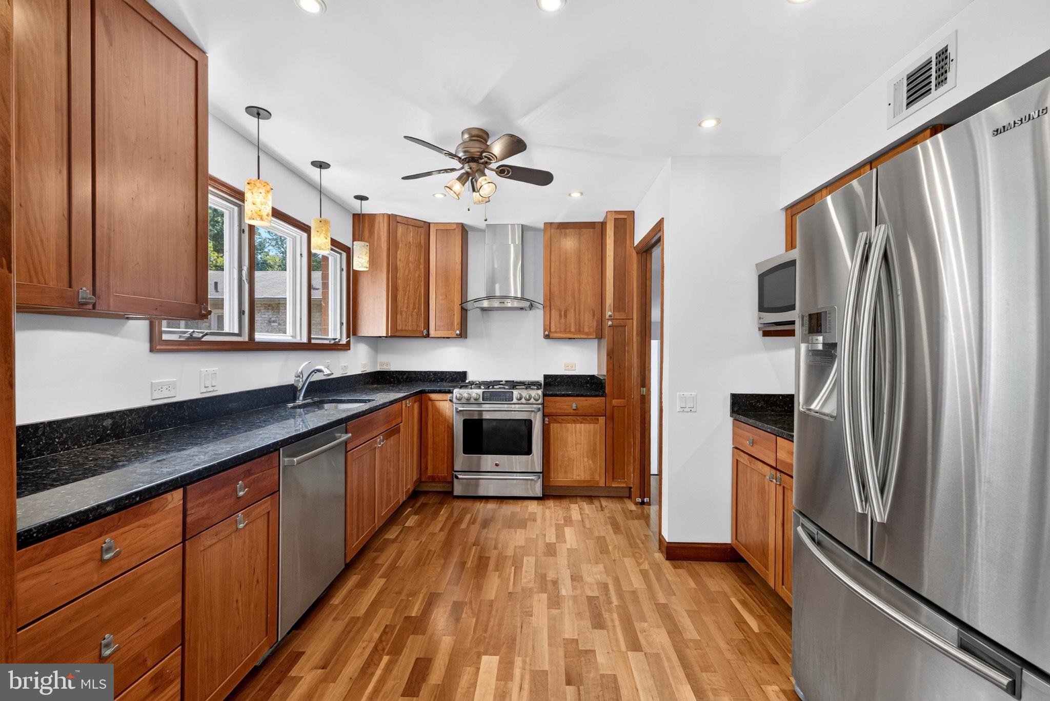 CARTER HILL - Residential