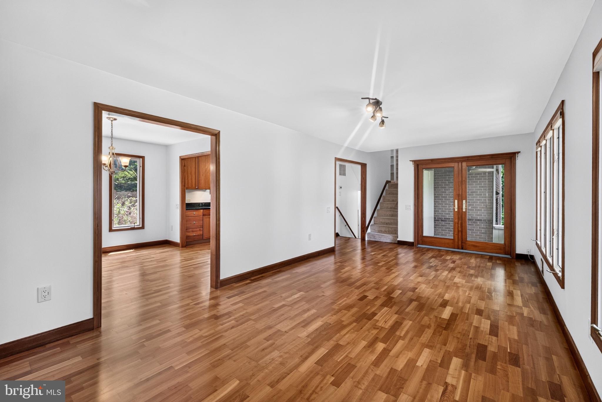 CARTER HILL - Residential