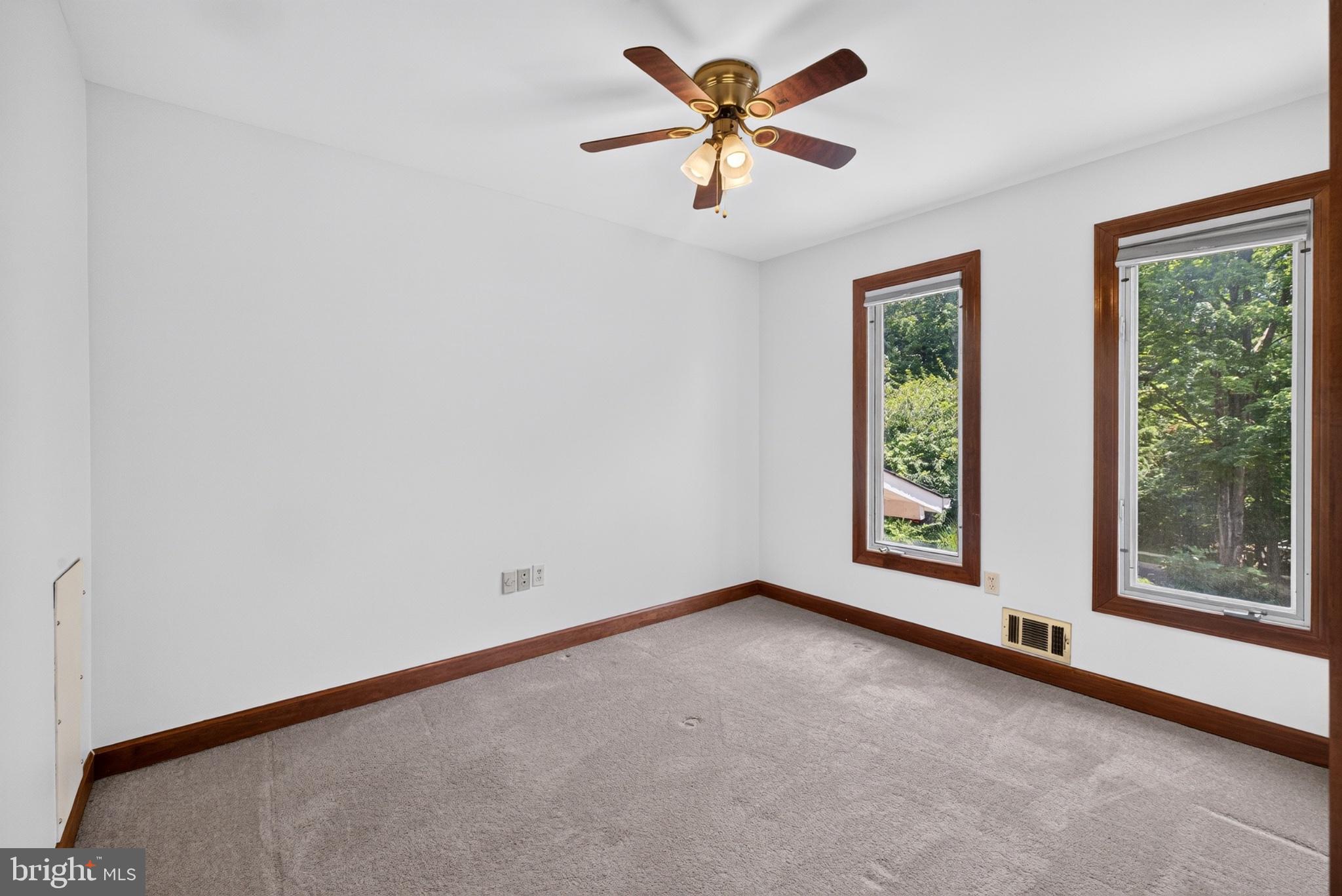 CARTER HILL - Residential