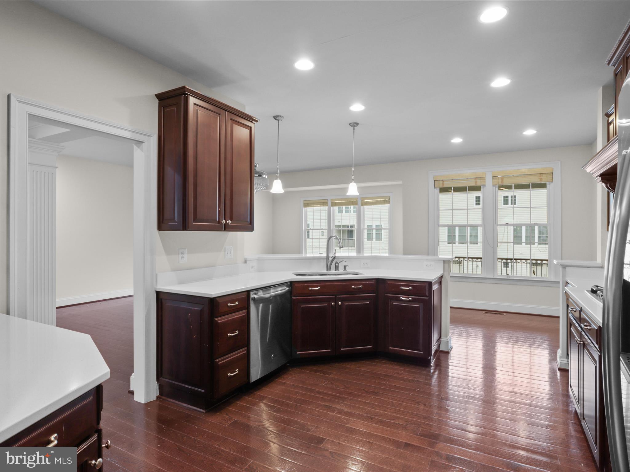 AVONLEA - Residential Lease