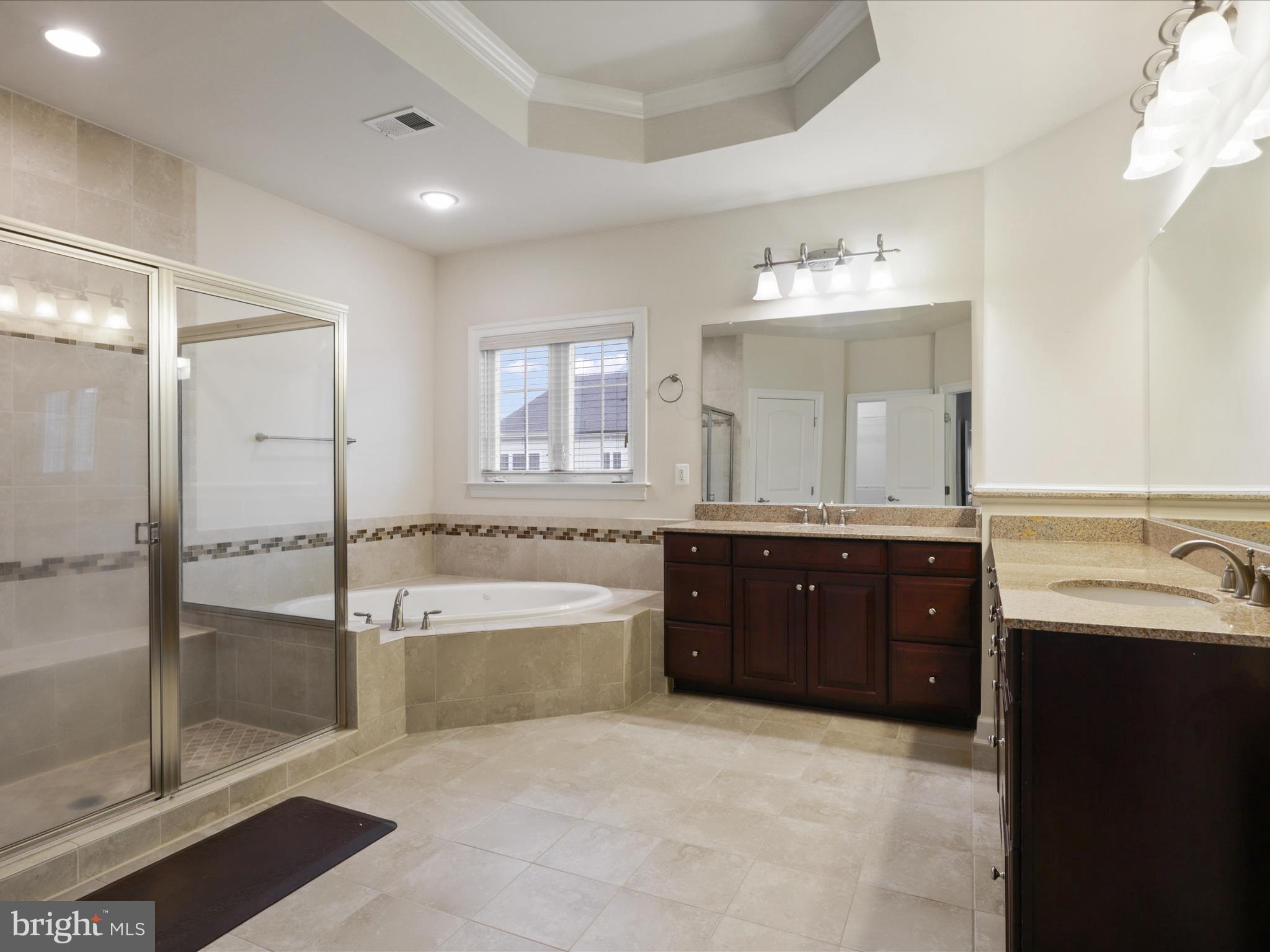 AVONLEA - Residential Lease