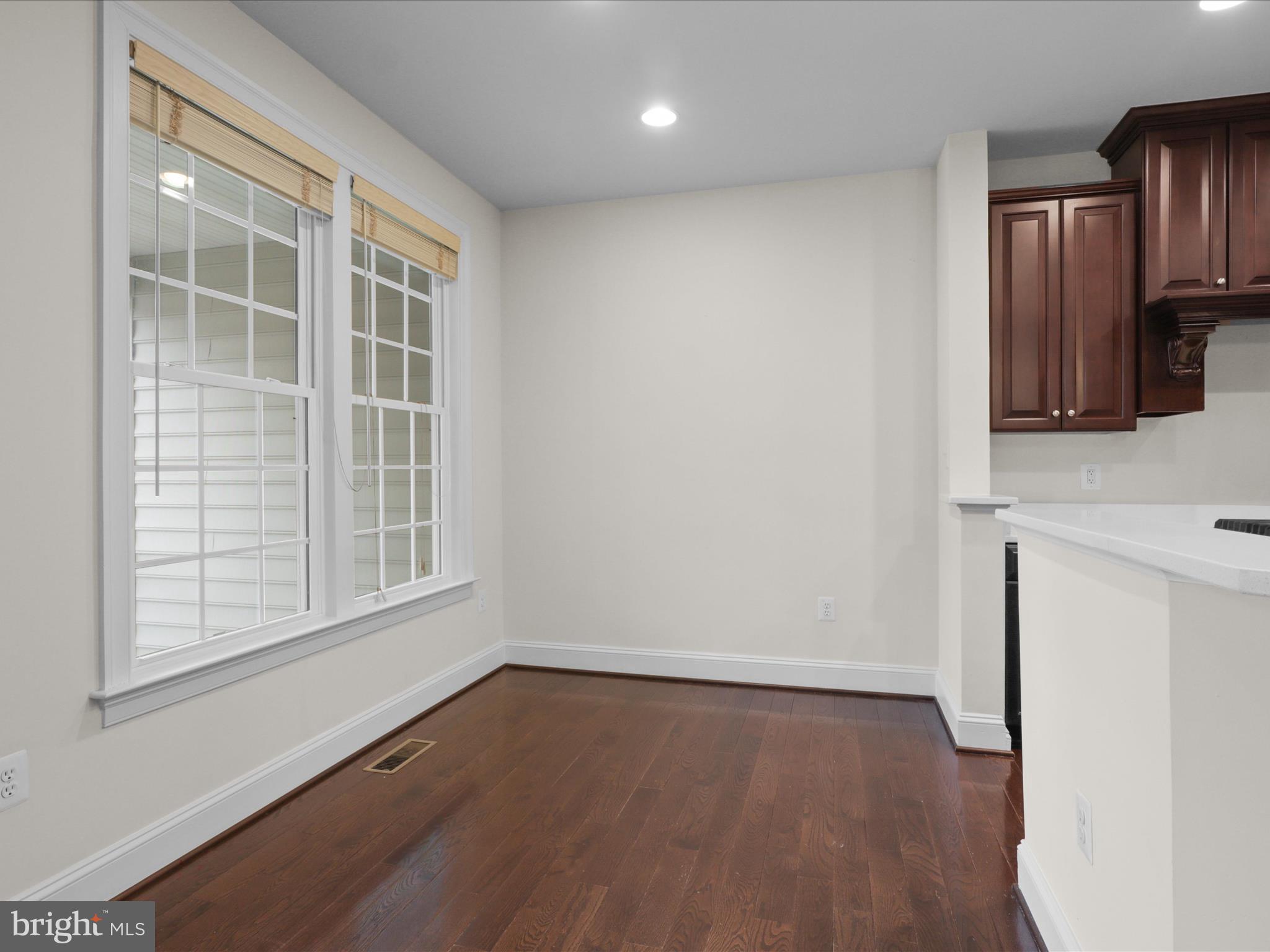 AVONLEA - Residential Lease