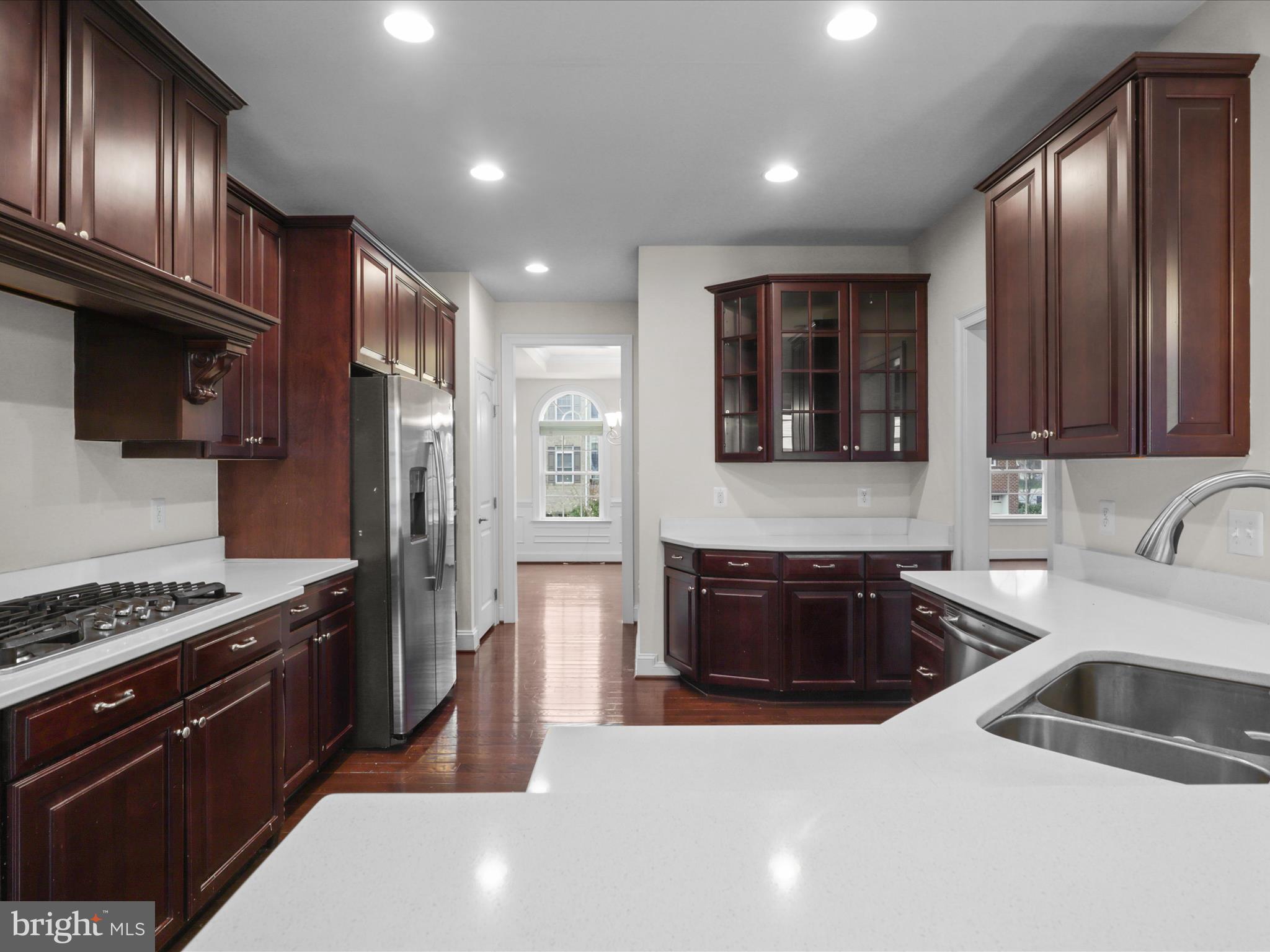 AVONLEA - Residential Lease