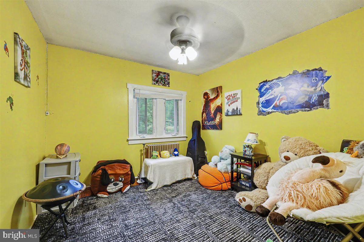 SPRING MOUNT - Residential