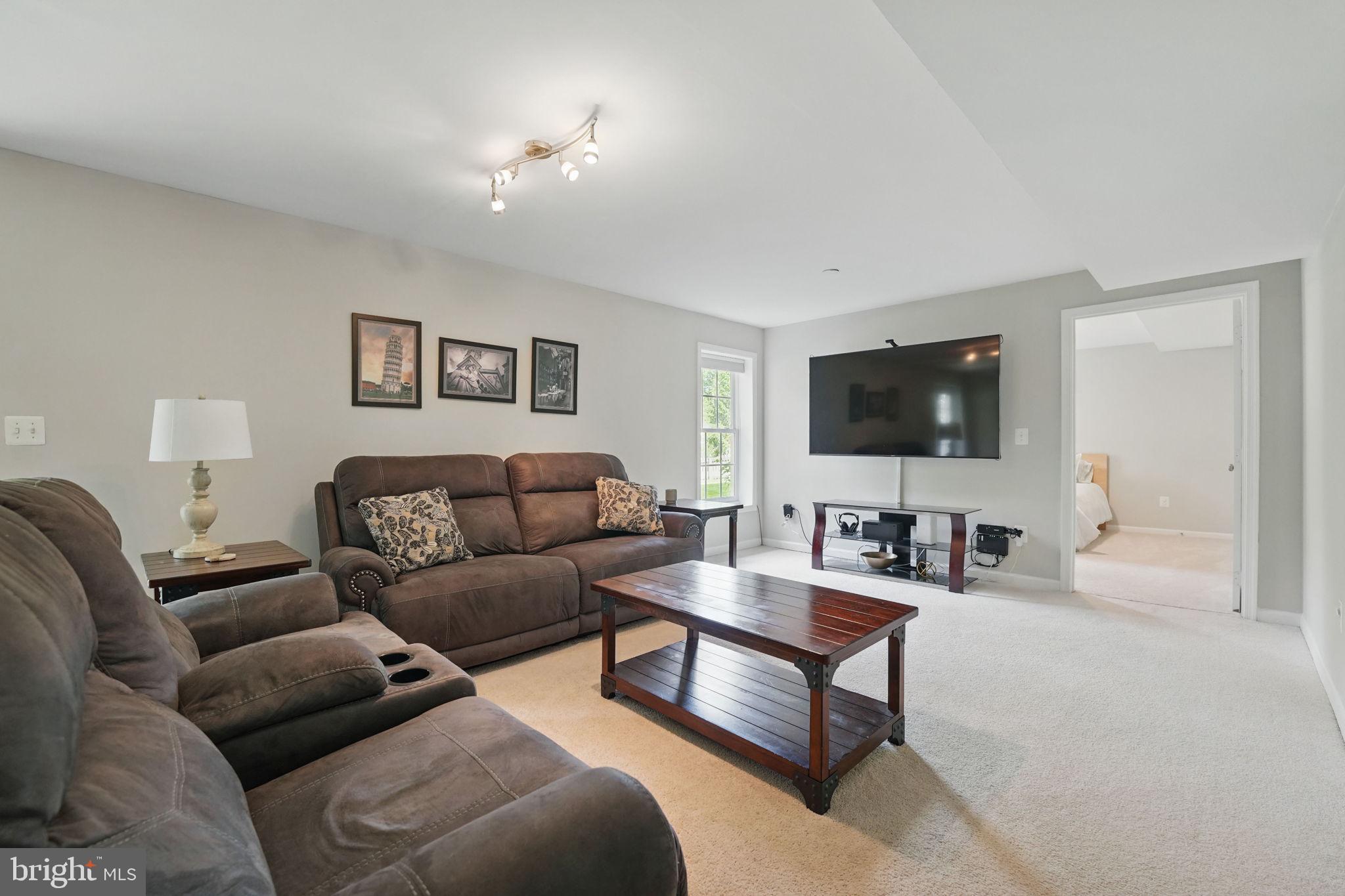 NEWPORT ESTATES - Residential