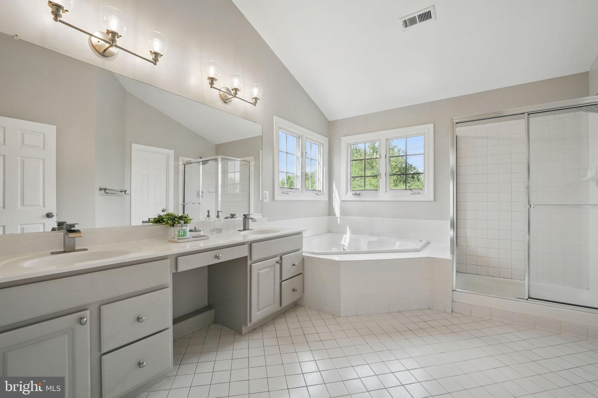 NEWPORT ESTATES - Residential