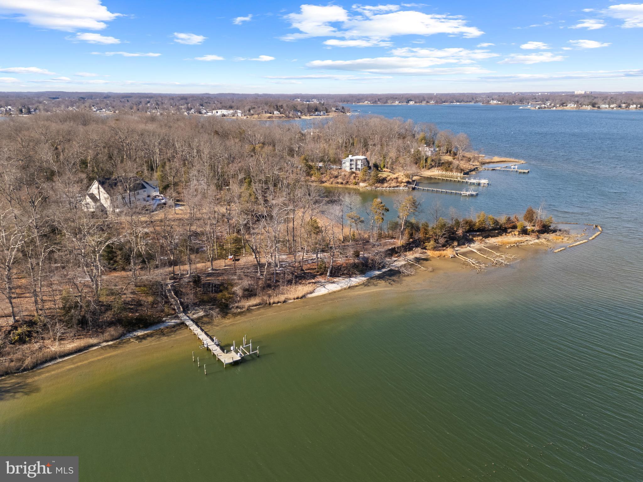 EDGEWATER - Residential
