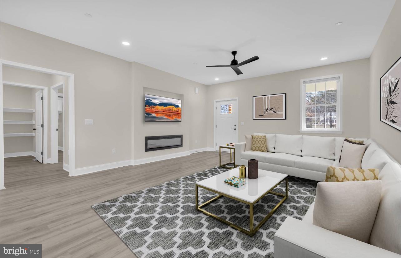 THE CROSSINGS AT EAST NEW MARKET - Residential