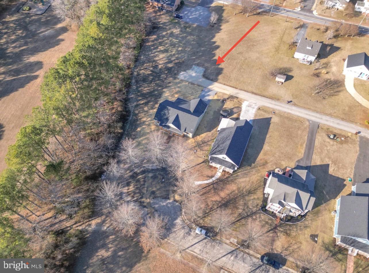 THE CROSSINGS AT EAST NEW MARKET - Residential