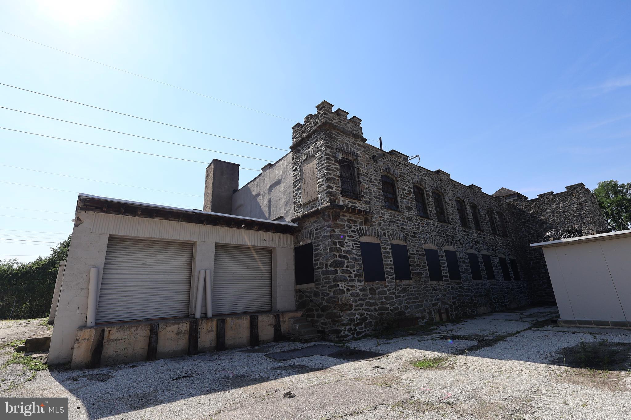 WYNNEFIELD - Commercial Sale