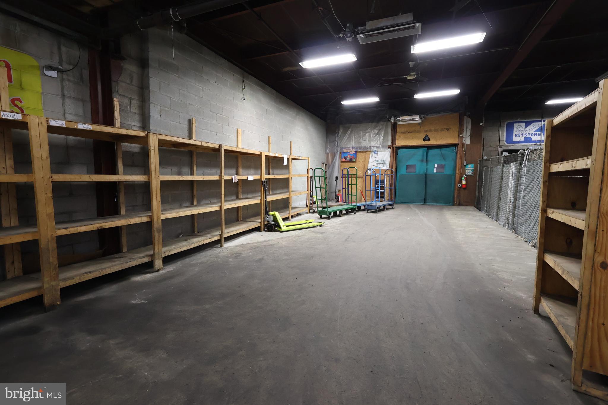 WYNNEFIELD - Commercial Sale