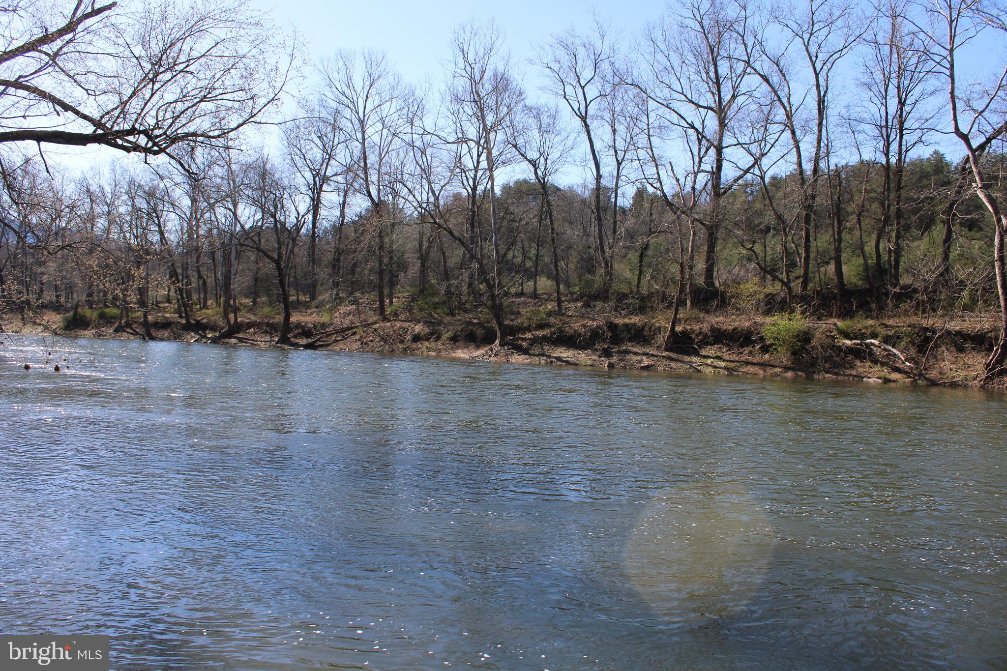 CACAPON HILLS - Land