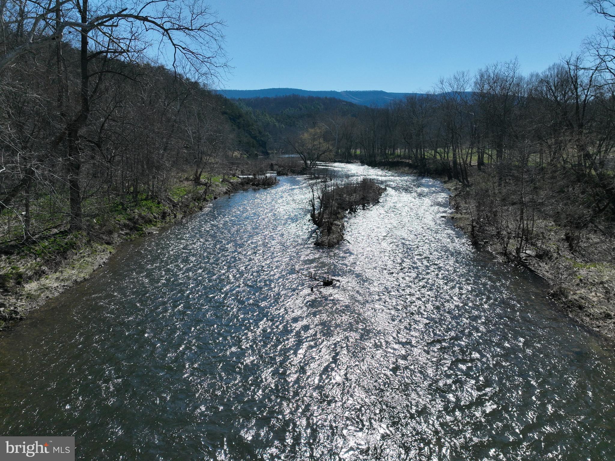 CACAPON HILLS - Land