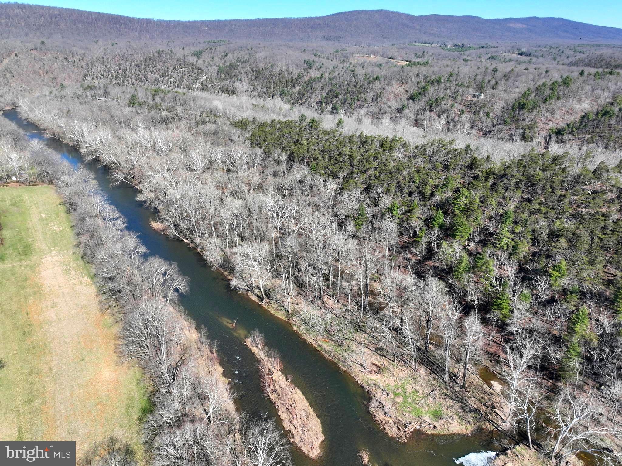 CACAPON HILLS - Land