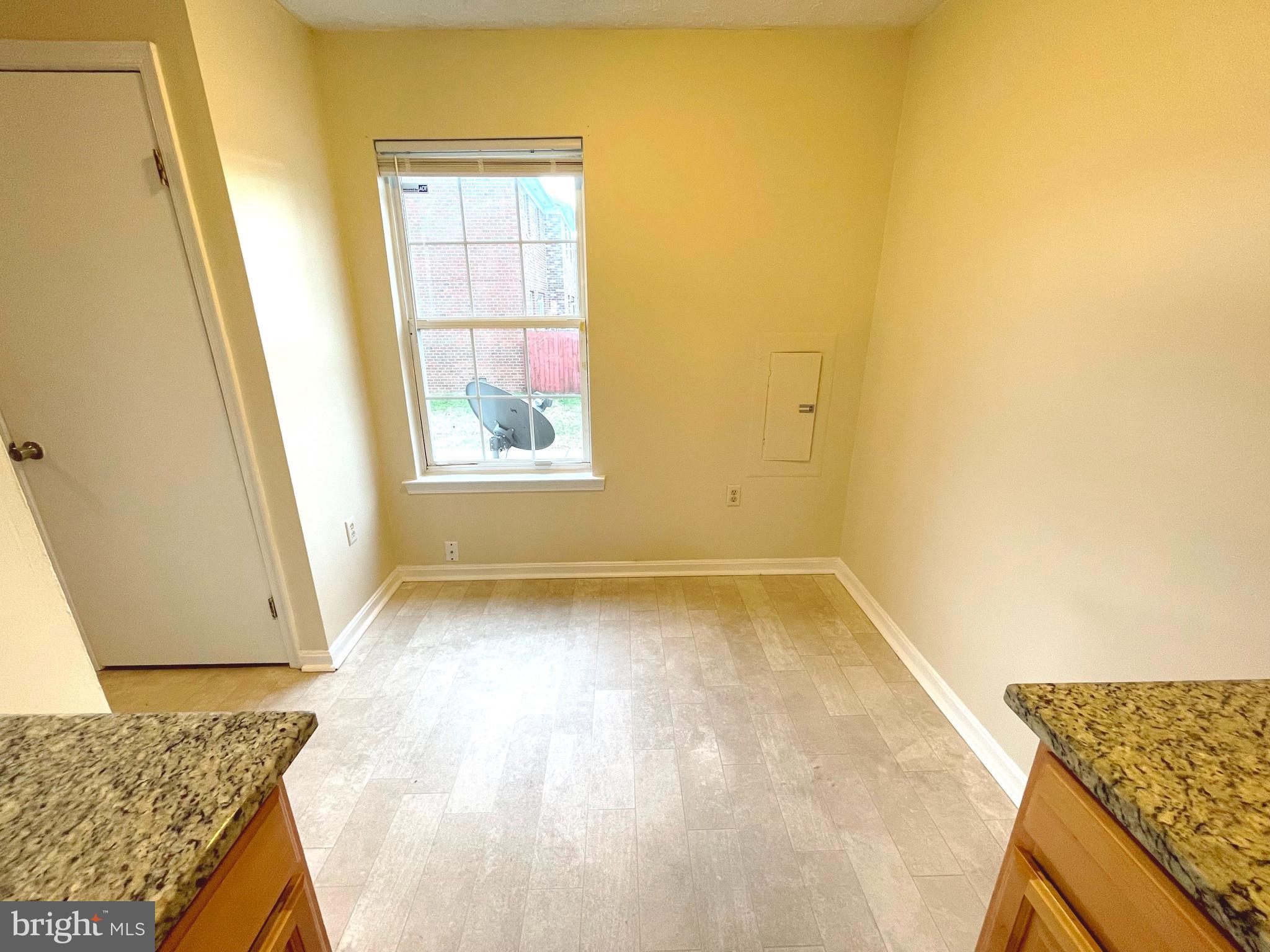 COUNTRYSIDE - Residential Lease