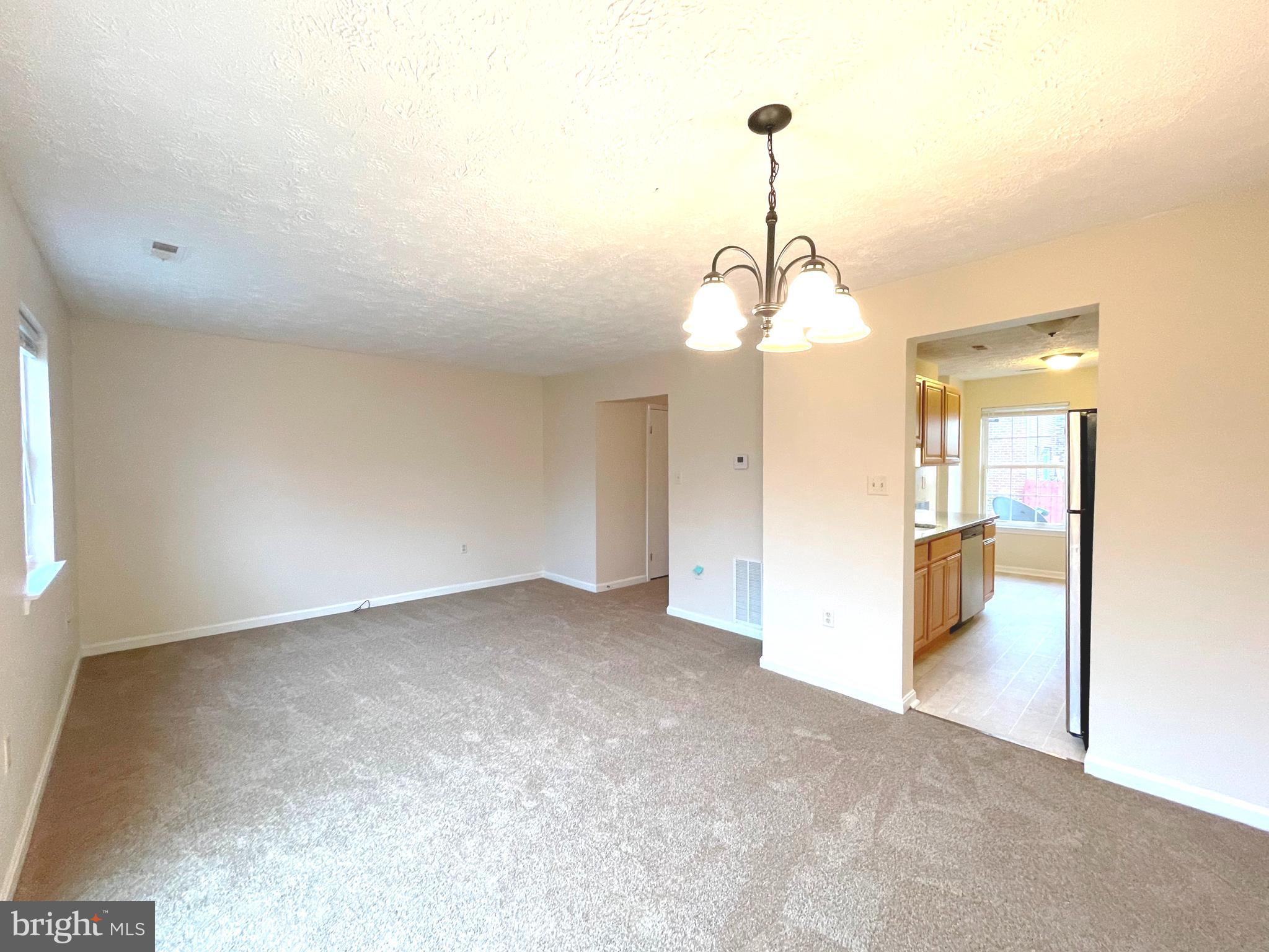 COUNTRYSIDE - Residential Lease